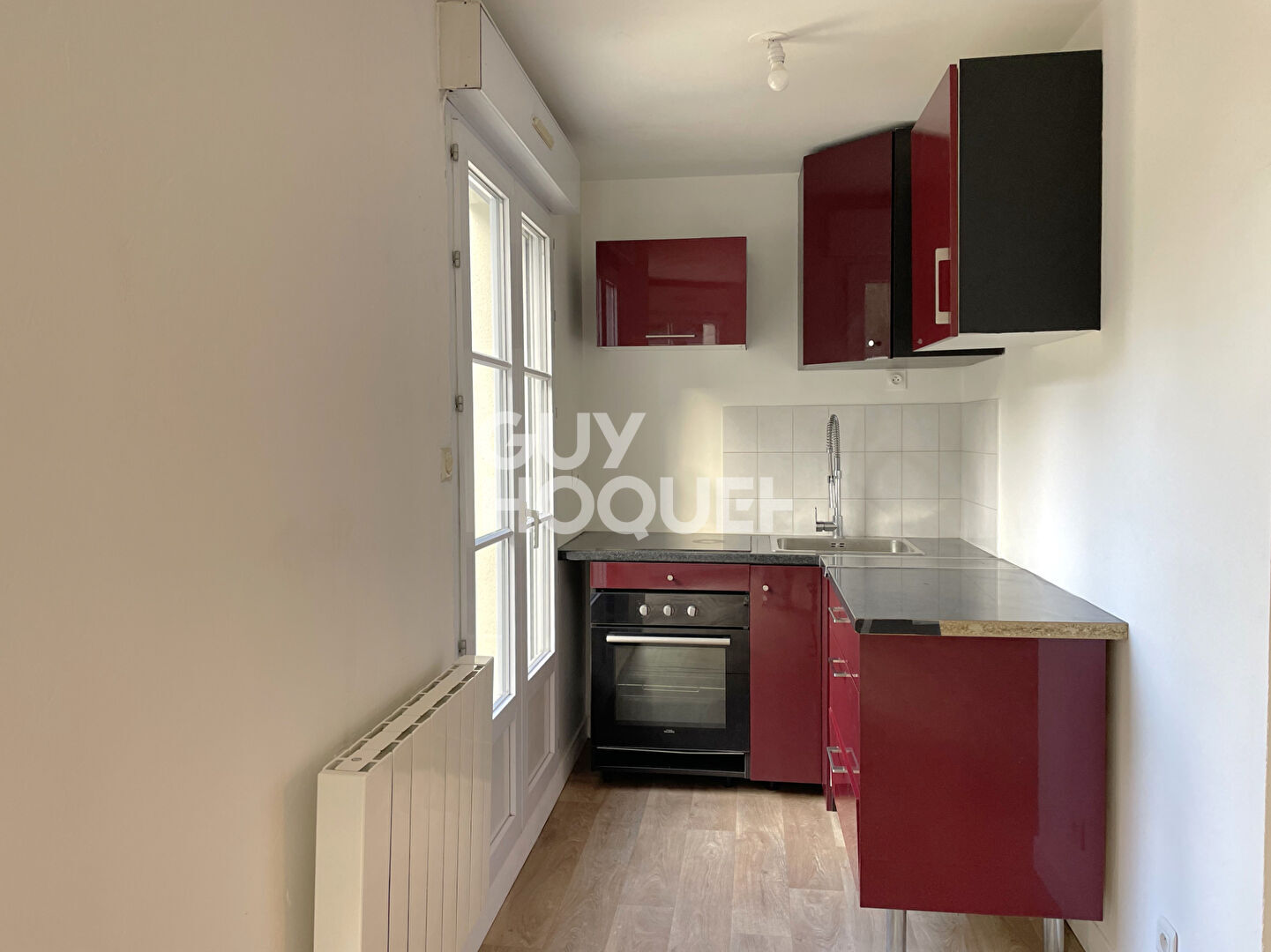 STUDIO avec TERRASSE EXPOSÉE SUD à vendre à SAINT PIERRE DU PERRAY