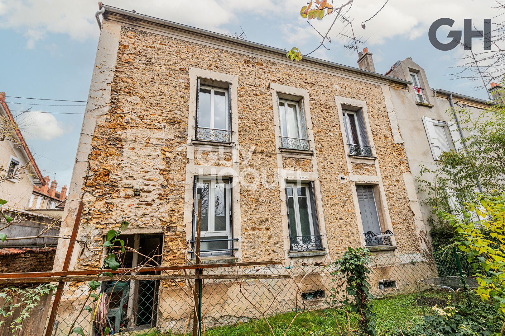 APPARTEMENT 2 PIECES DE 29,18 m² À CORBEIL-ESSONNES