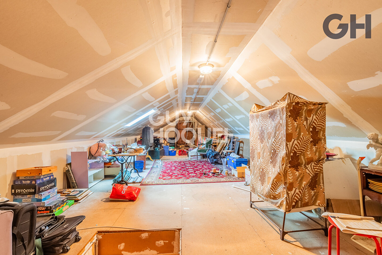 VENTE MODÈLE LAURIER : maison familiale de 8 pièces (189 m²) à SOISY SUR SEINE