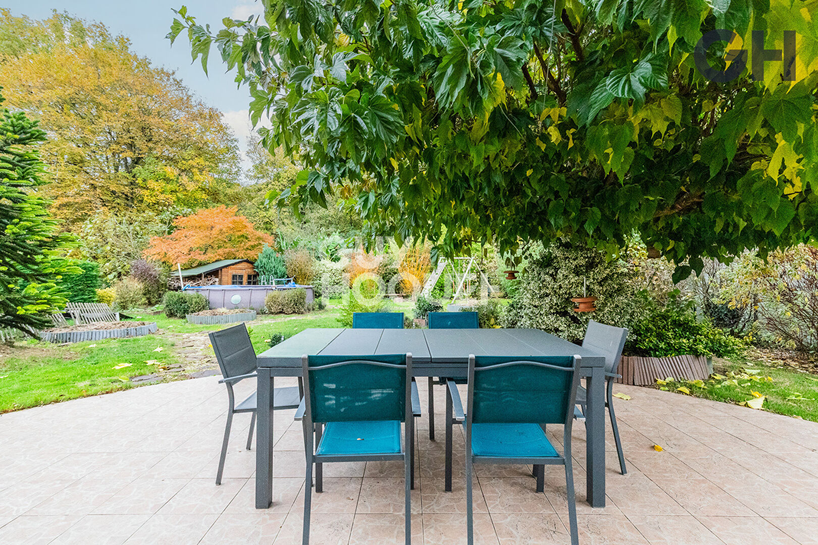 CHARMANTE MAISON FAMILIALE DE 7 PIECES (191.88 m²) À SAINT-PIERRE-DU-PERRAY