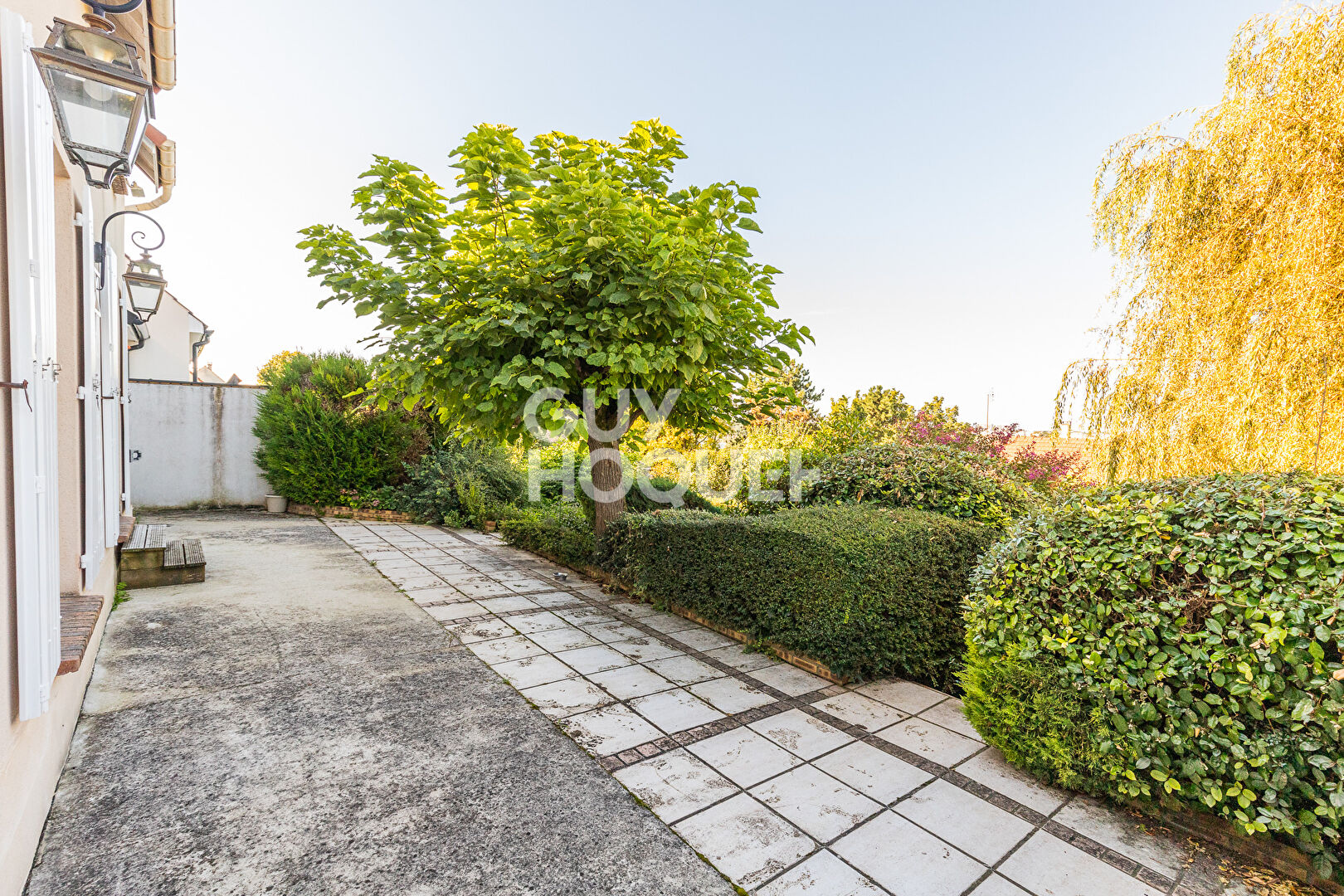 SAINT PIERRE DU PERRAY : maison T7 (168 m²) à vendre