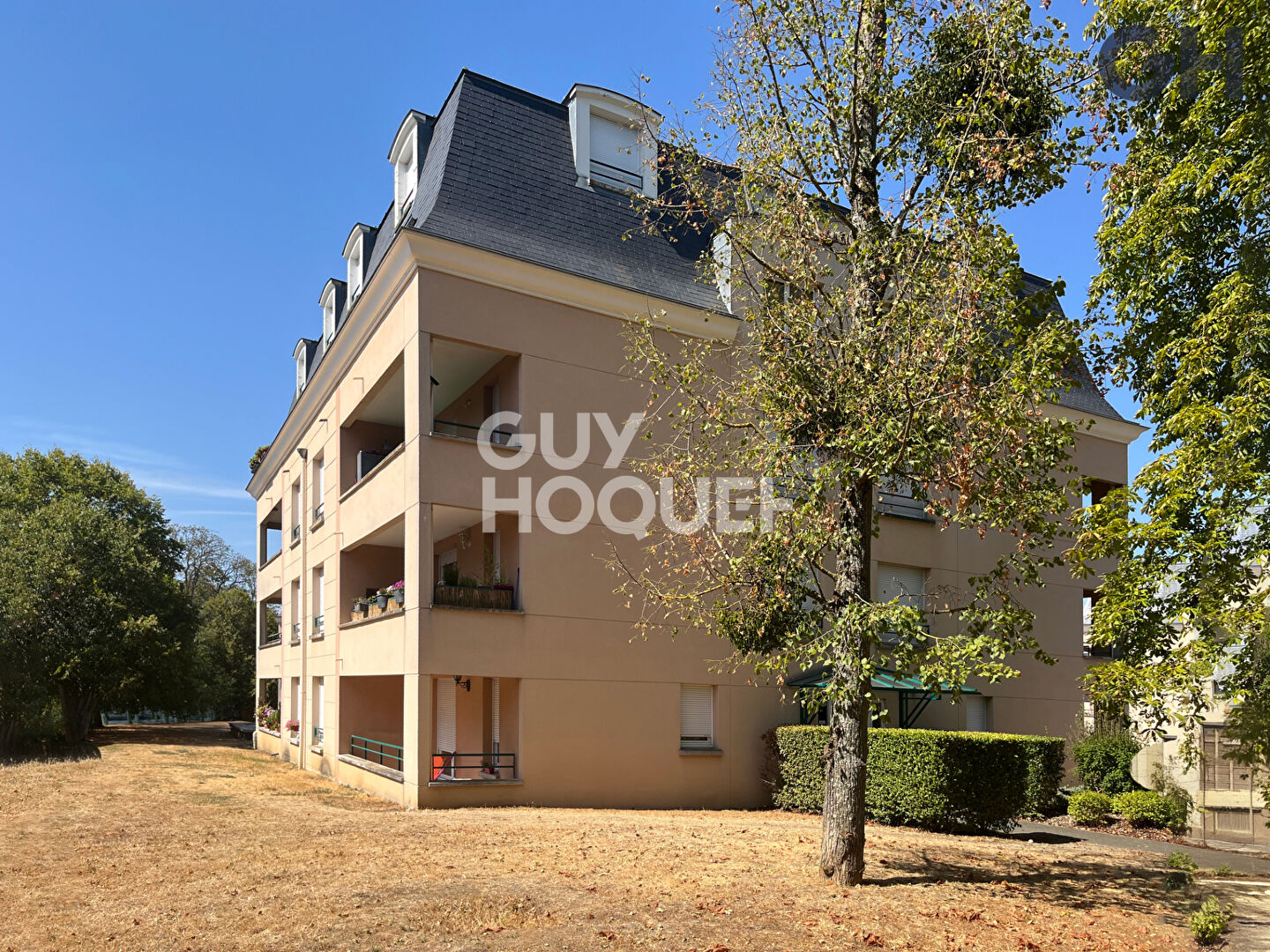 CHARMANT APPARTEMENT T2 (34.18 m²) A DAMMARIE-LES-LYS - L'Abbaye du Lys