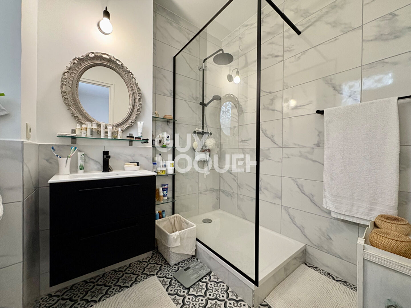 APPARTEMENT 2 PIÈCES (51m²) DANS UN HÔTEL PARTICULIER