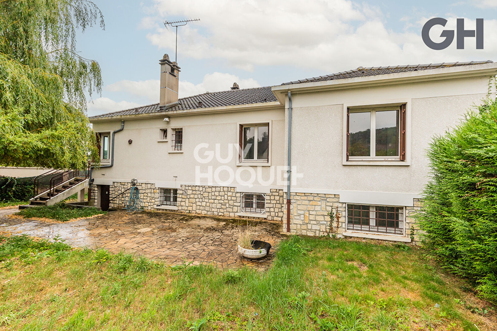 CHARMANTE MAISON FAMILIALE DE 8 PIECES (210.82 m²) À MONTLHERY