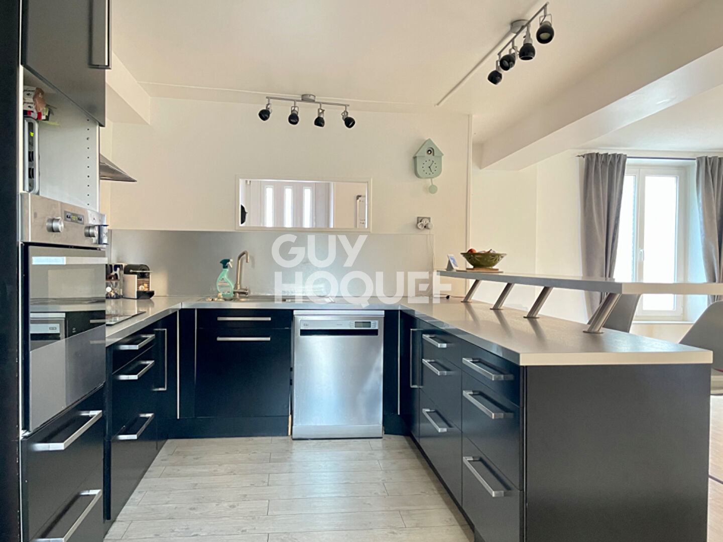 MAISON FAMILIALE DE 7 PIECES (117m²) À SOISY-SUR-SEINE