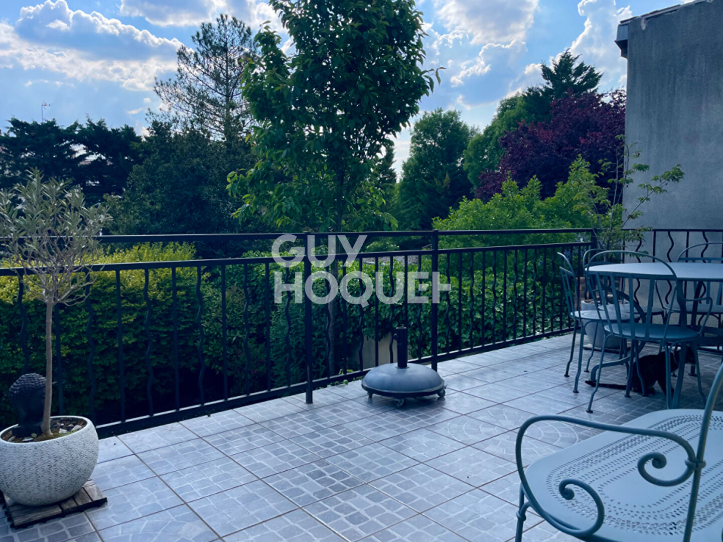 MAISON FAMILIALE DE 7 PIECES (117m²) À SOISY-SUR-SEINE