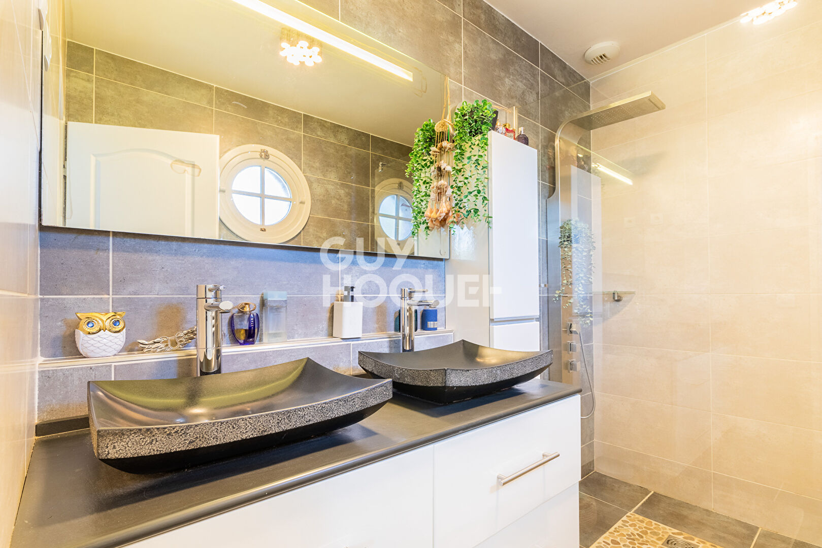 CHARMANTE MAISON DE PLAIN-PIED DE 6 PIECES (108 m²) À SAINT-GERMAIN-LES-CORBEIL