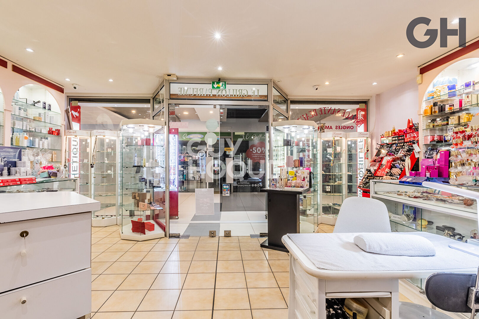 DROIT AU BAIL SAINT-PIERRE-DU-PERRAY