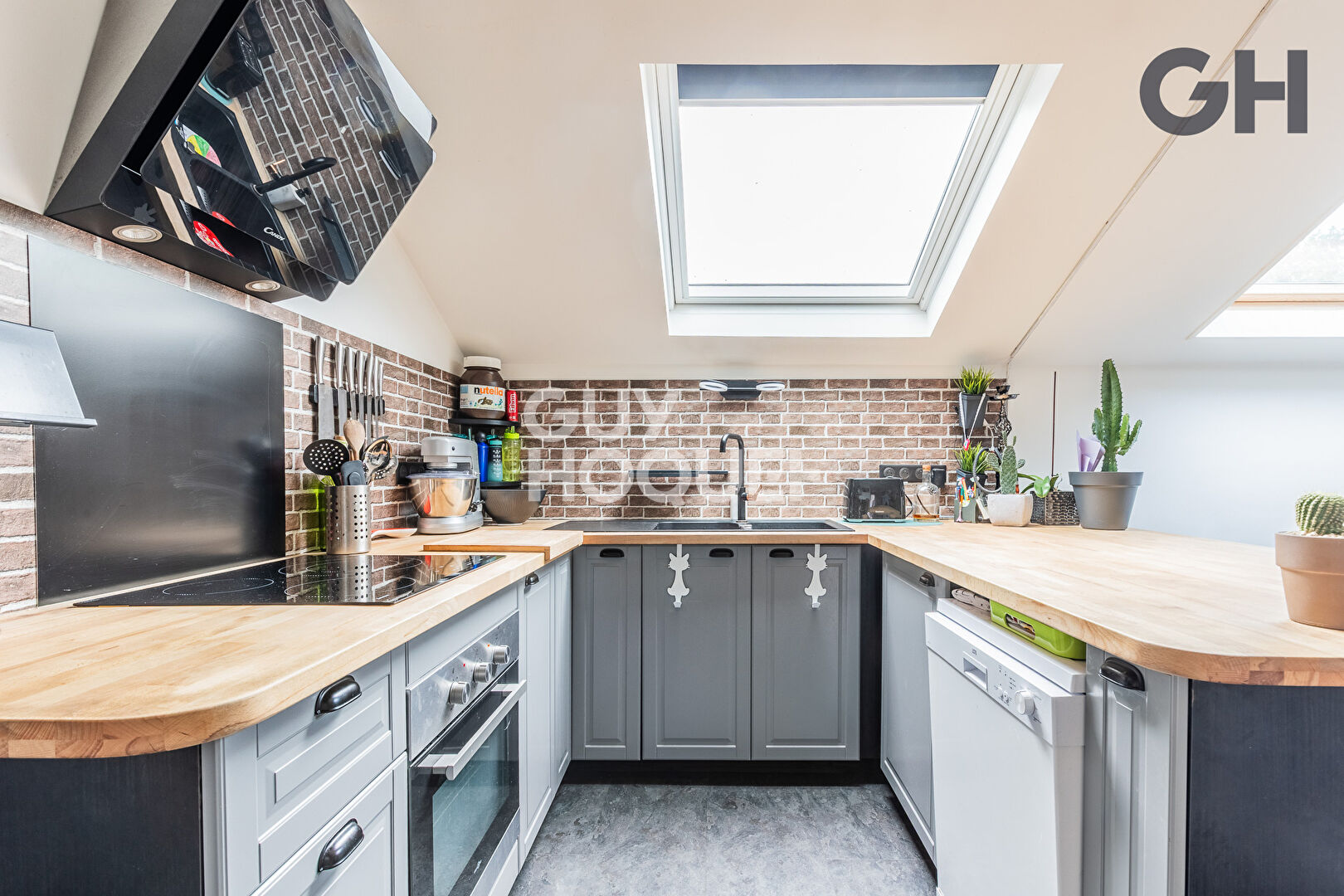 Superbe appartement lumineux de 4 pièces à COMBS LA VILLE !