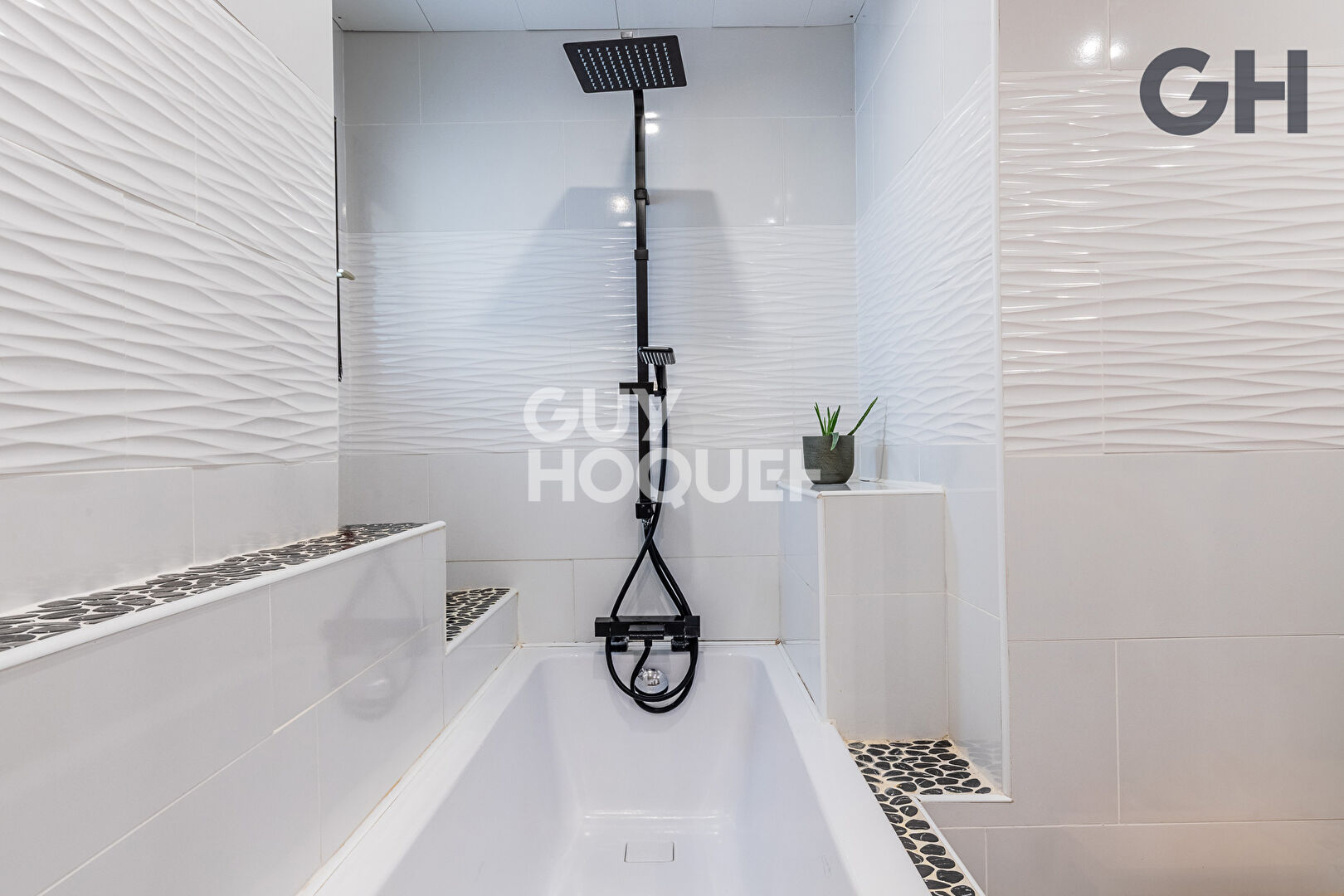 Superbe appartement lumineux de 4 pièces à COMBS LA VILLE !