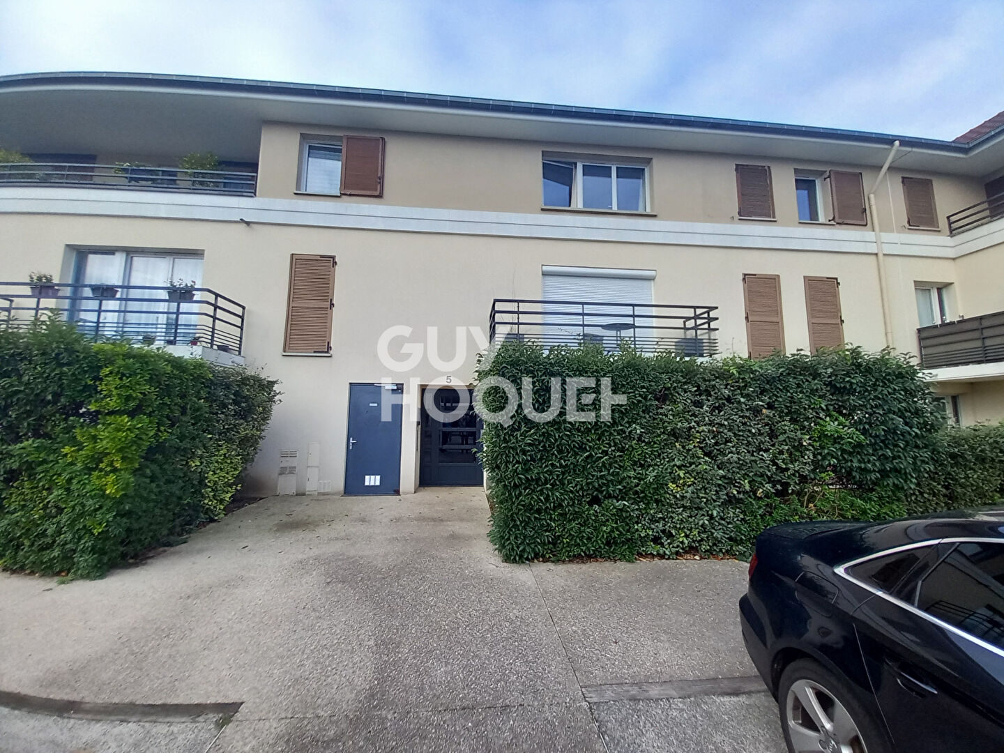 À LOUER, 2 PIÈCES MEUBLE A SAINT-PIERRE-DU-PERRAY (91280)