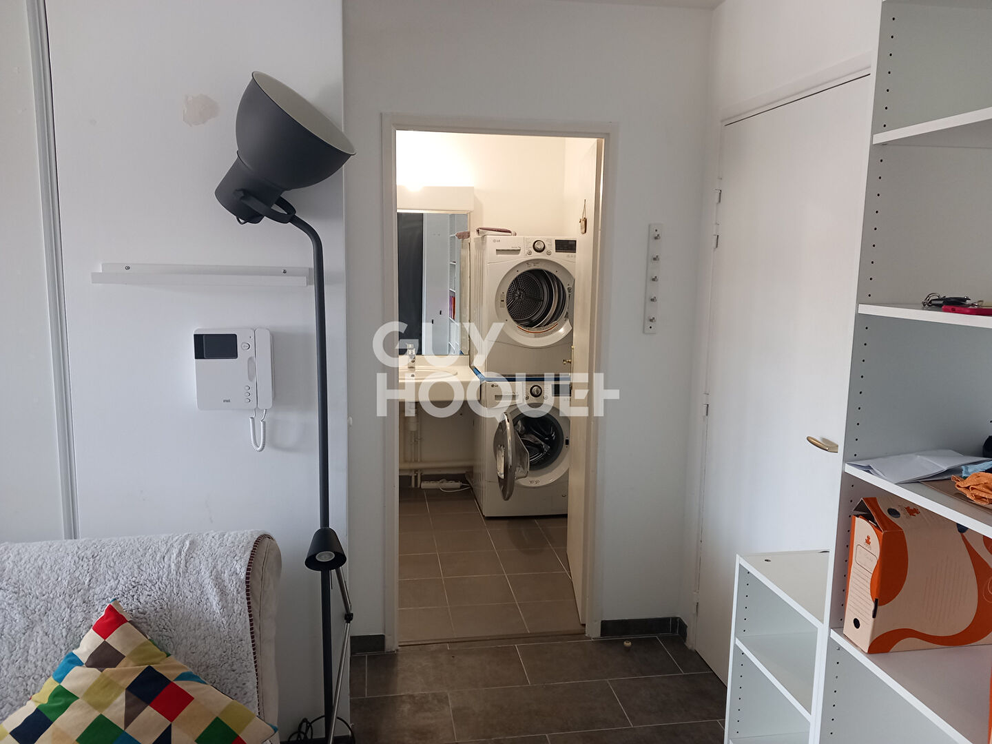 À LOUER, 2 PIÈCES MEUBLE A SAINT-PIERRE-DU-PERRAY (91280)