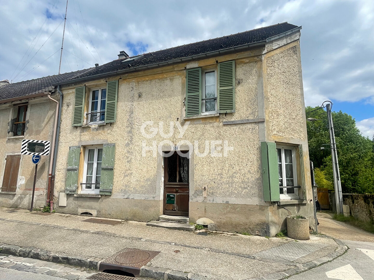 MAISON DE VILLE 5 PIÈCES AVEC DÉPENDANCE À ÉTIOLLES