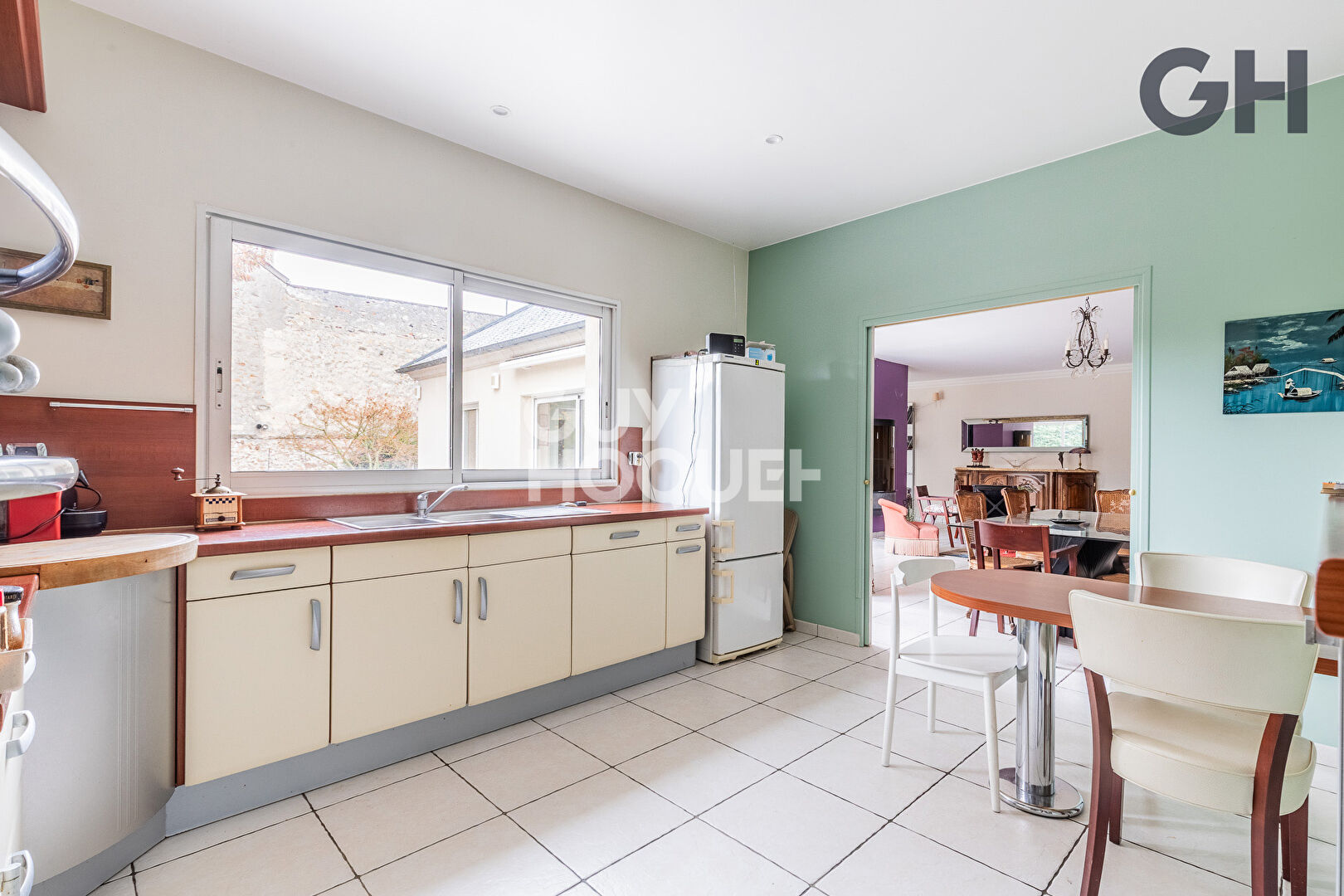 CHARMANTE MAISON DE PLAIN-PIED DE 5 PIECES (153.51 m²) À SOISY-SUR-SEINE