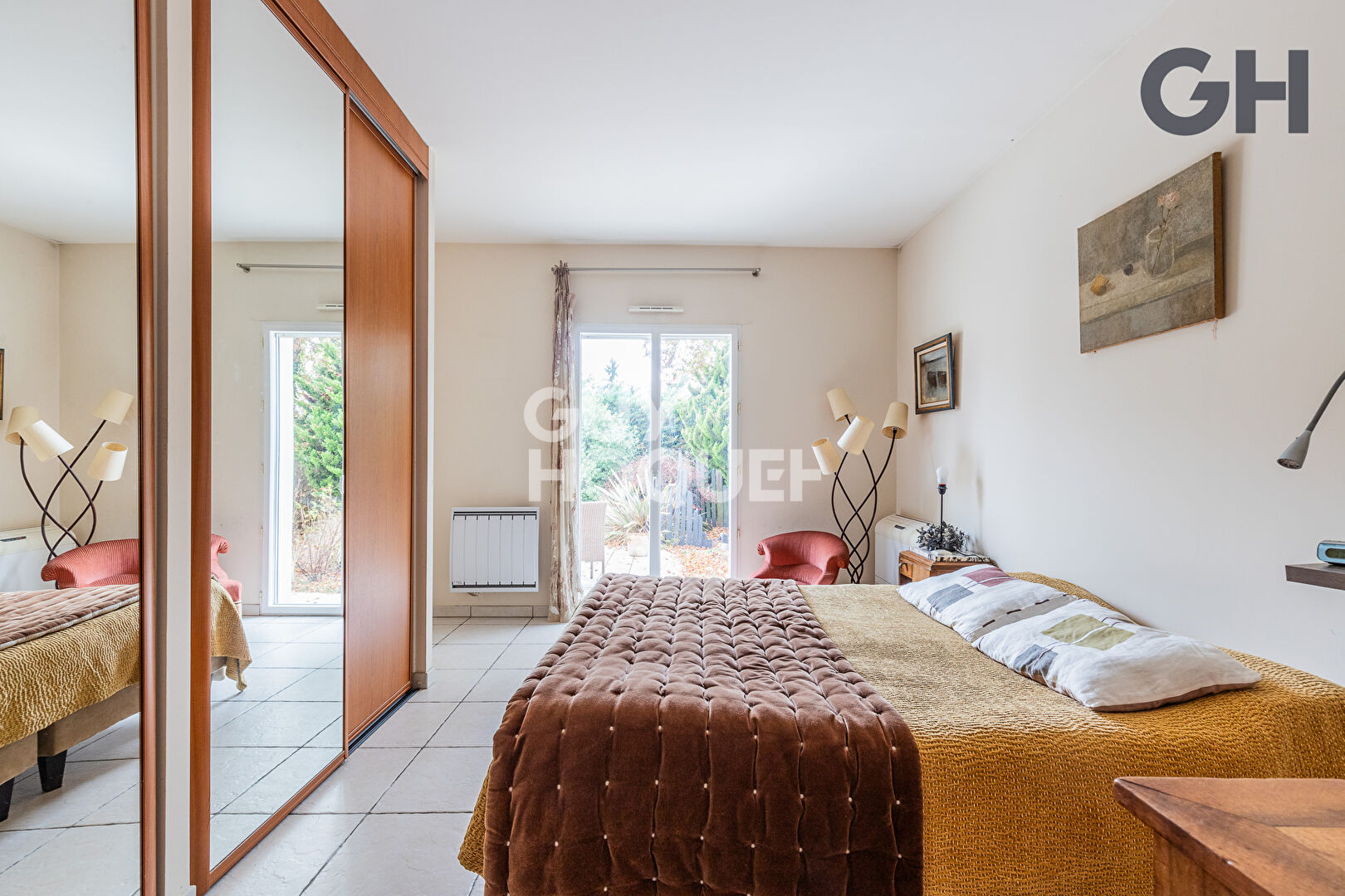 CHARMANTE MAISON DE PLAIN-PIED DE 5 PIECES (153.51 m²) À SOISY-SUR-SEINE