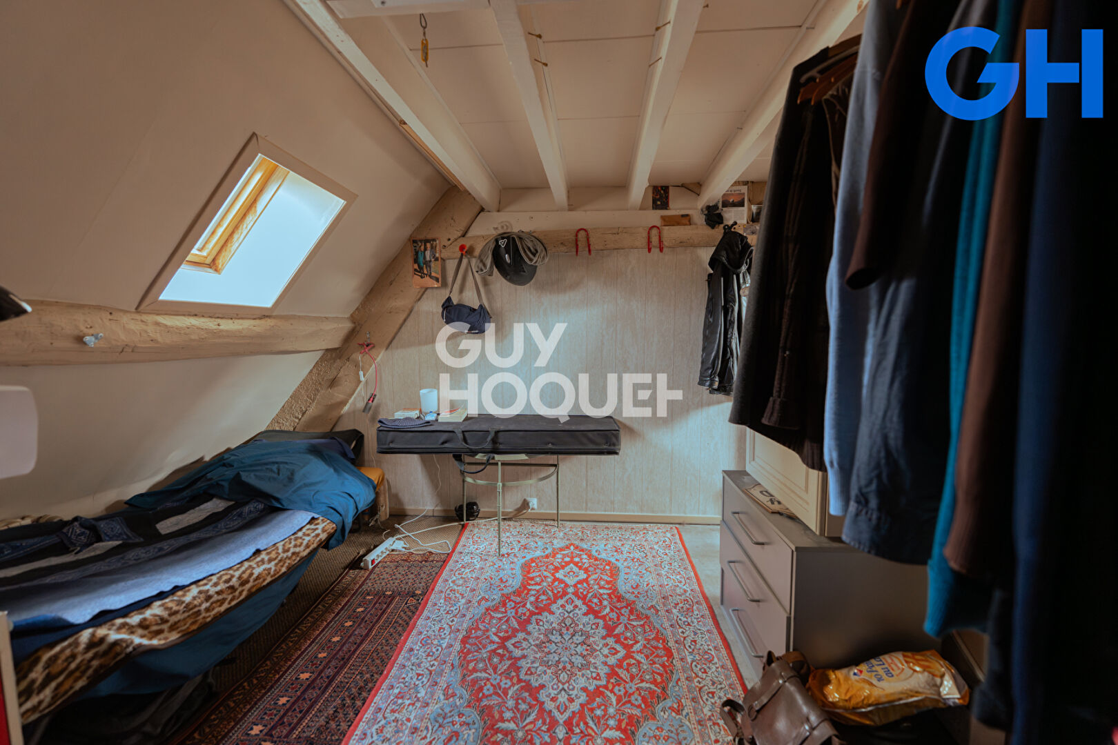 CHARMENT APPARTEMENT T2 (52m²) AU COEUR DE SOISY-SUR-SEINE