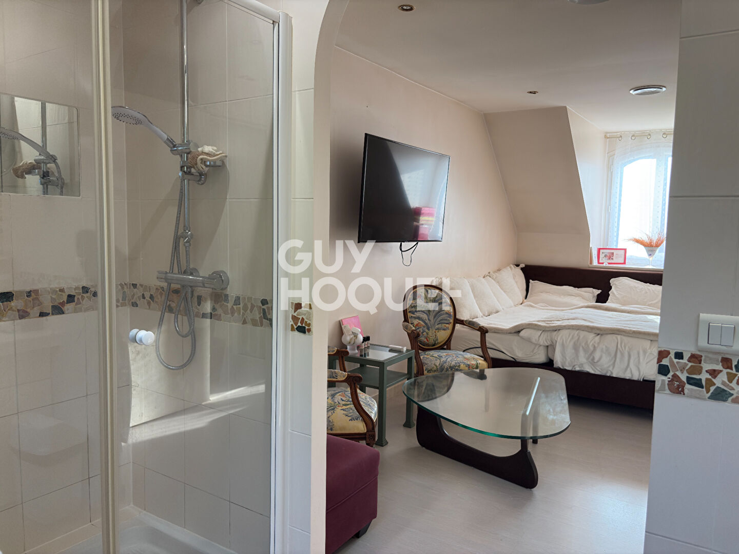 CHARMANTE MAISON DE 5 PIECES  (109.78 m²)  À SOISY-SUR-SEINE