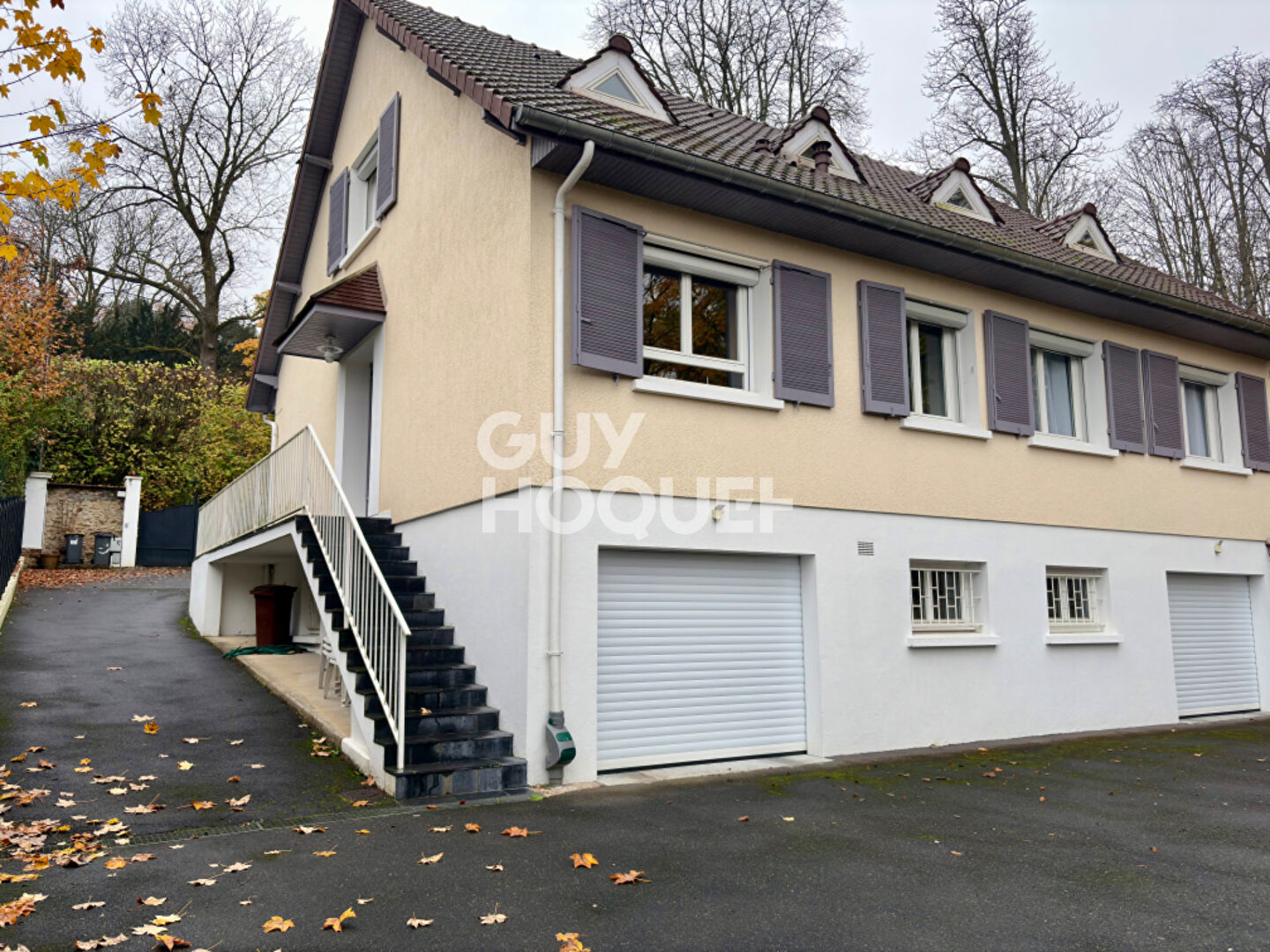 MAISON FAMILIALE DE 7 PIECES (175m²) À EVRY VILLAGE