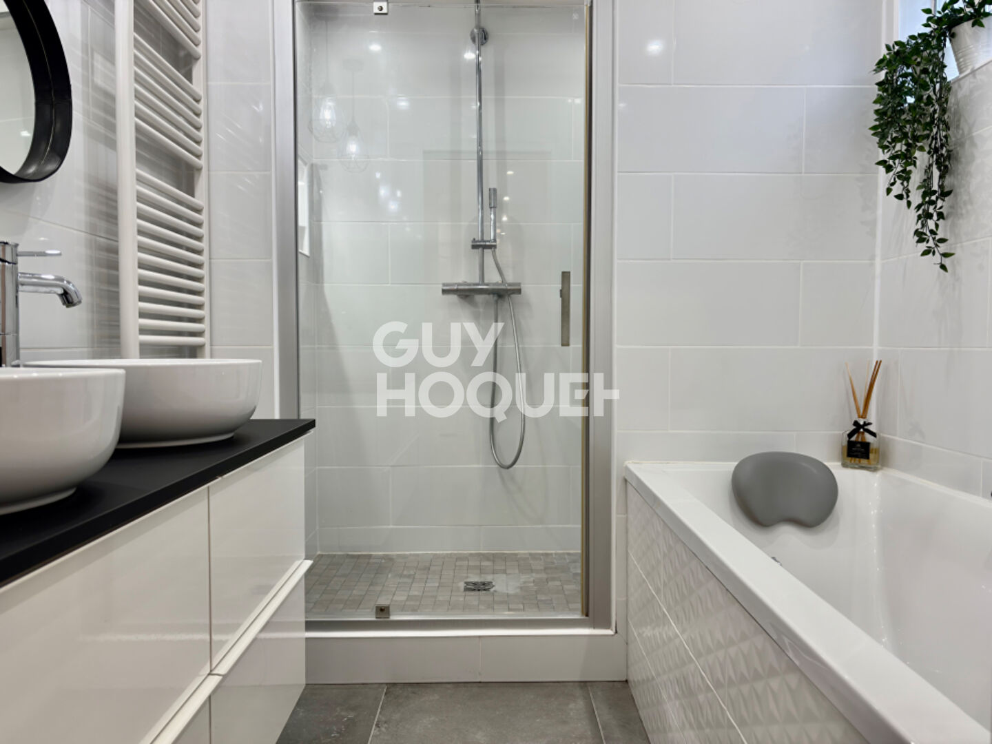 APPARTEMENT DE 96m² ENTIÈREMENT RÉNOVÉ À ÉTIOLLES