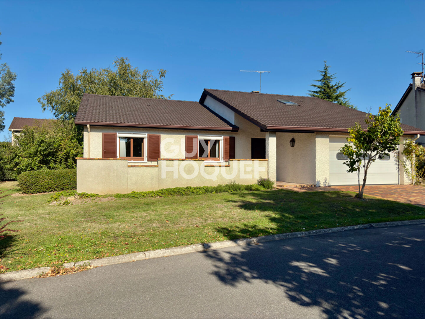 MAISON DE PLAIN-PIED DE 147m2 À SOISY-SUR-SEINE