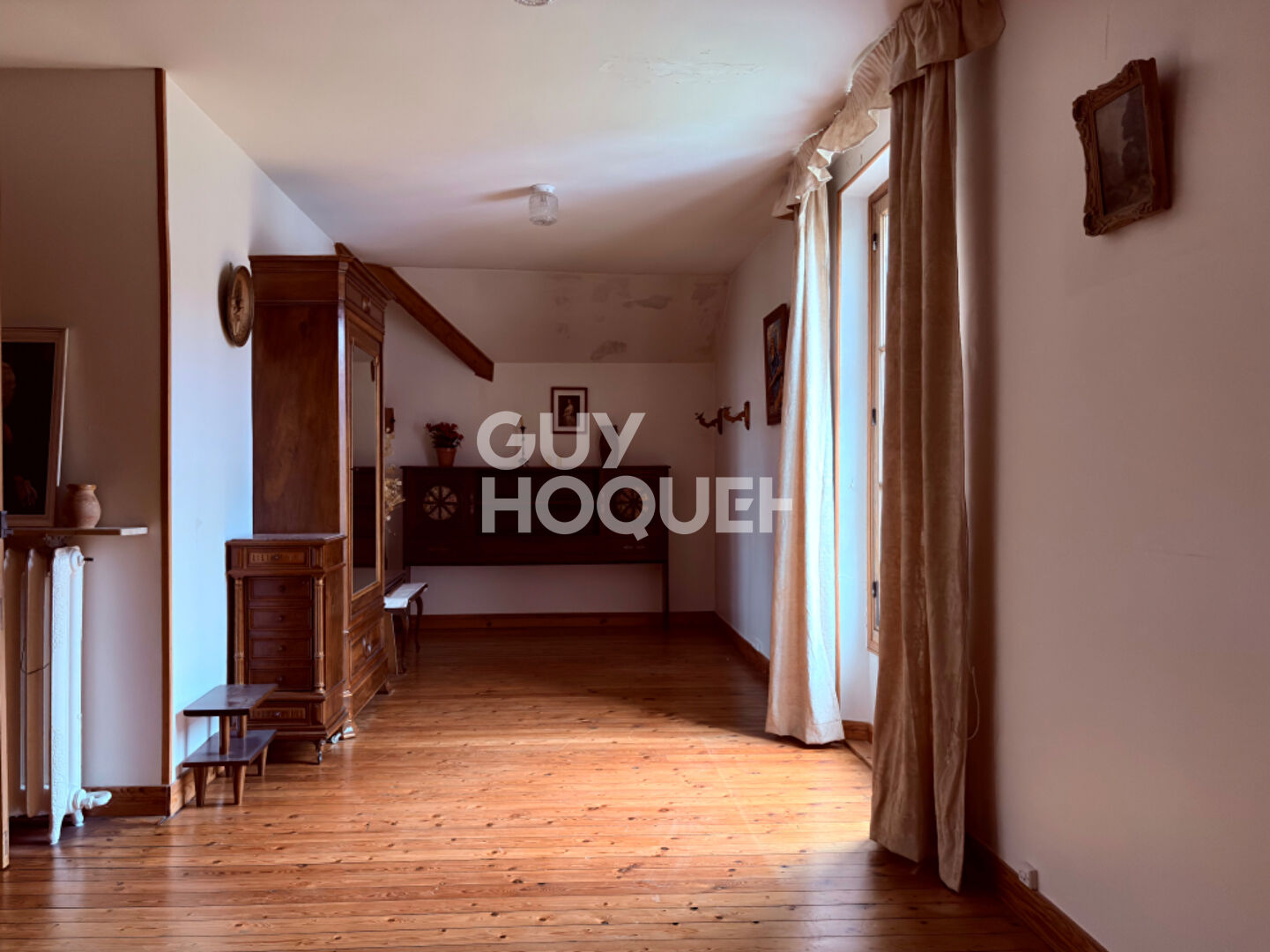 MAISON DE CARACTÈRE EN MEULIÈRE DE 133m² À SOISY-SUR-SEINE