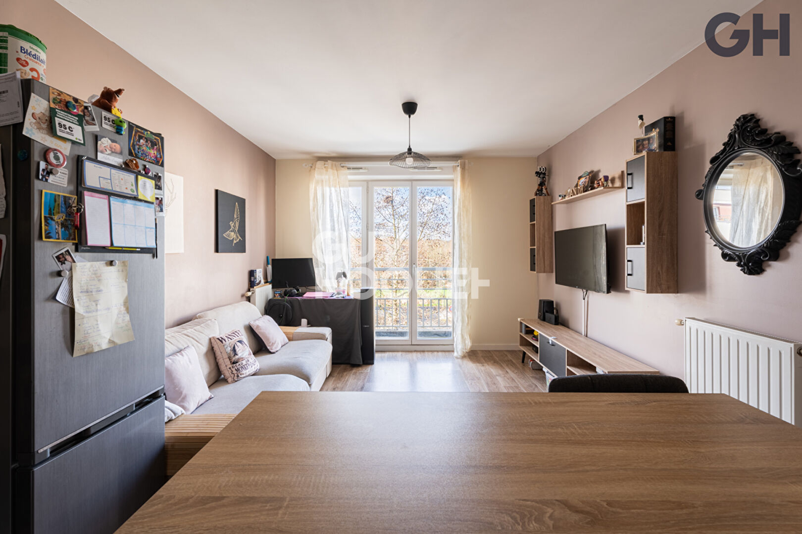 APPARTEMENT DE 3 PIÈCES (52m²) À CORBEIL-ESSONNES