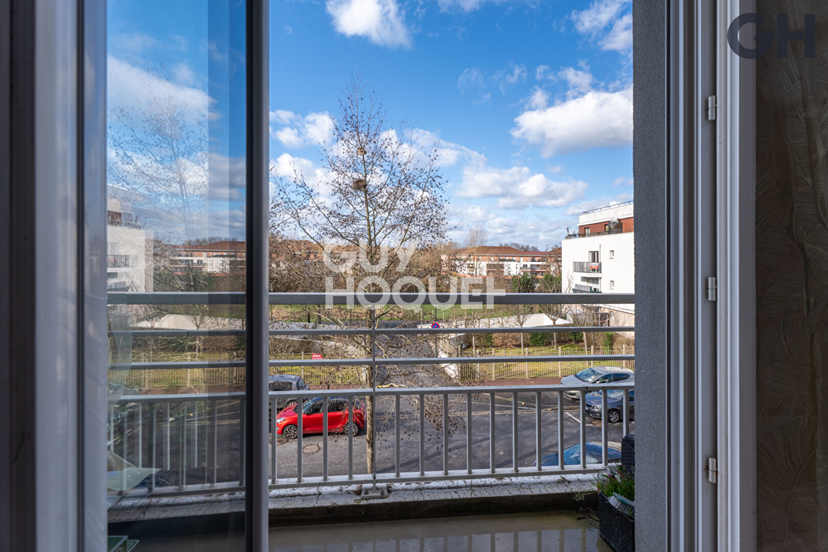 APPARTEMENT DE 3 PIÈCES (52m²) À CORBEIL-ESSONNES