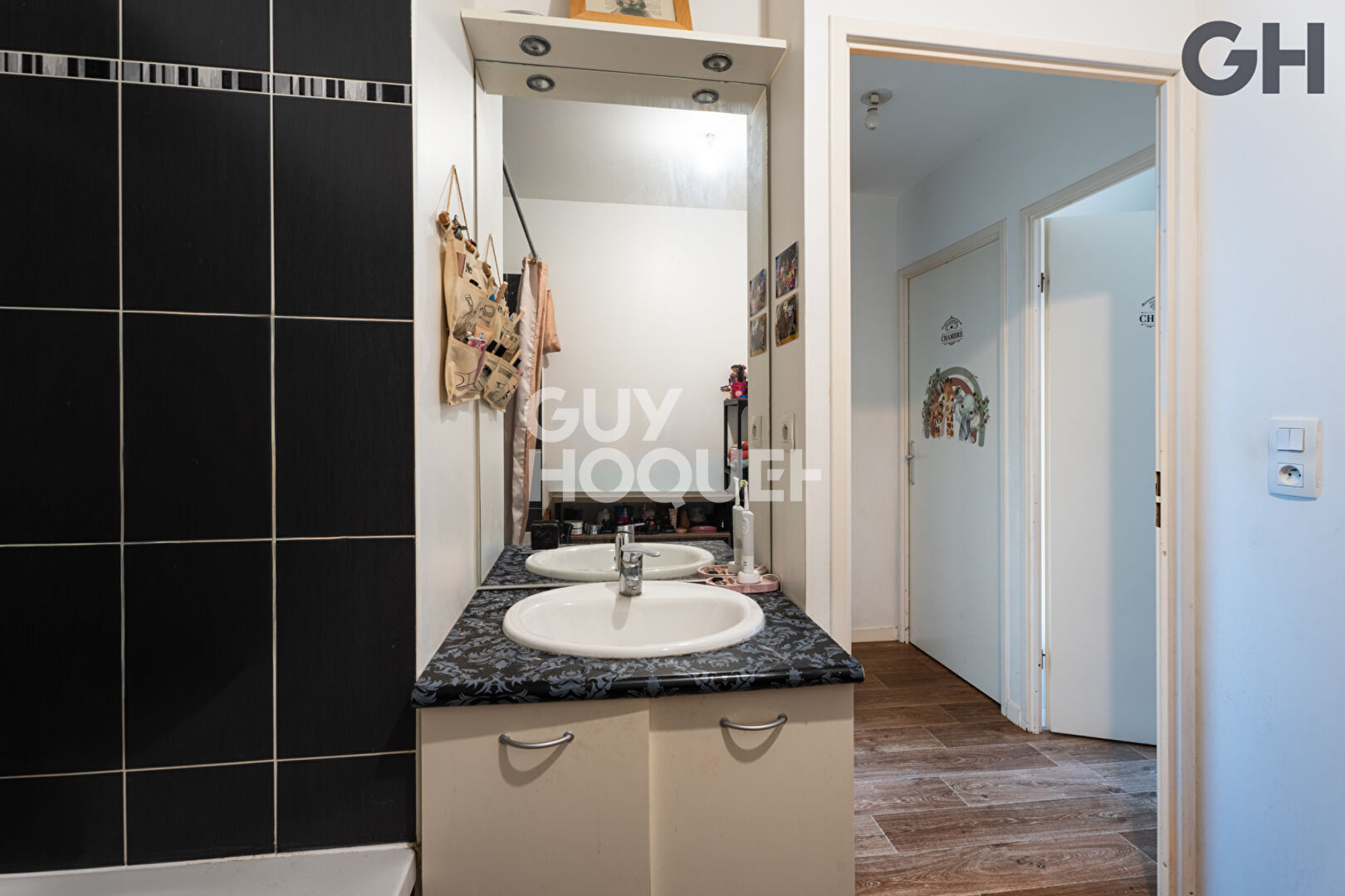 APPARTEMENT DE 3 PIÈCES (52m²) À CORBEIL-ESSONNES