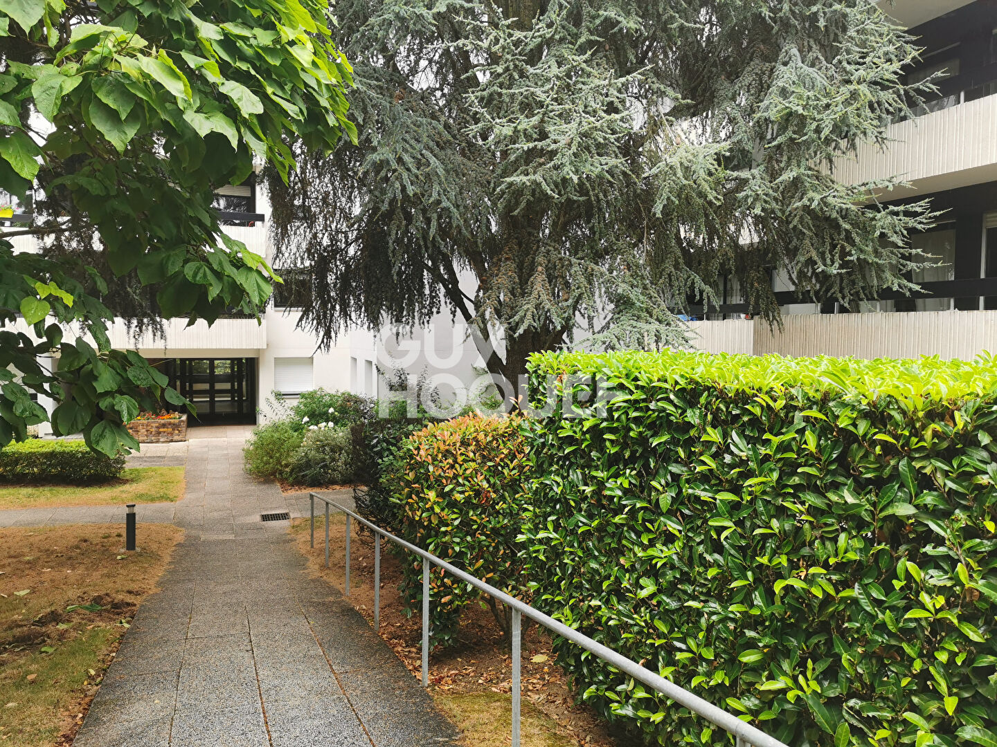 Appartement F1 (22 m²) au COUDRAY MONTCEAUX