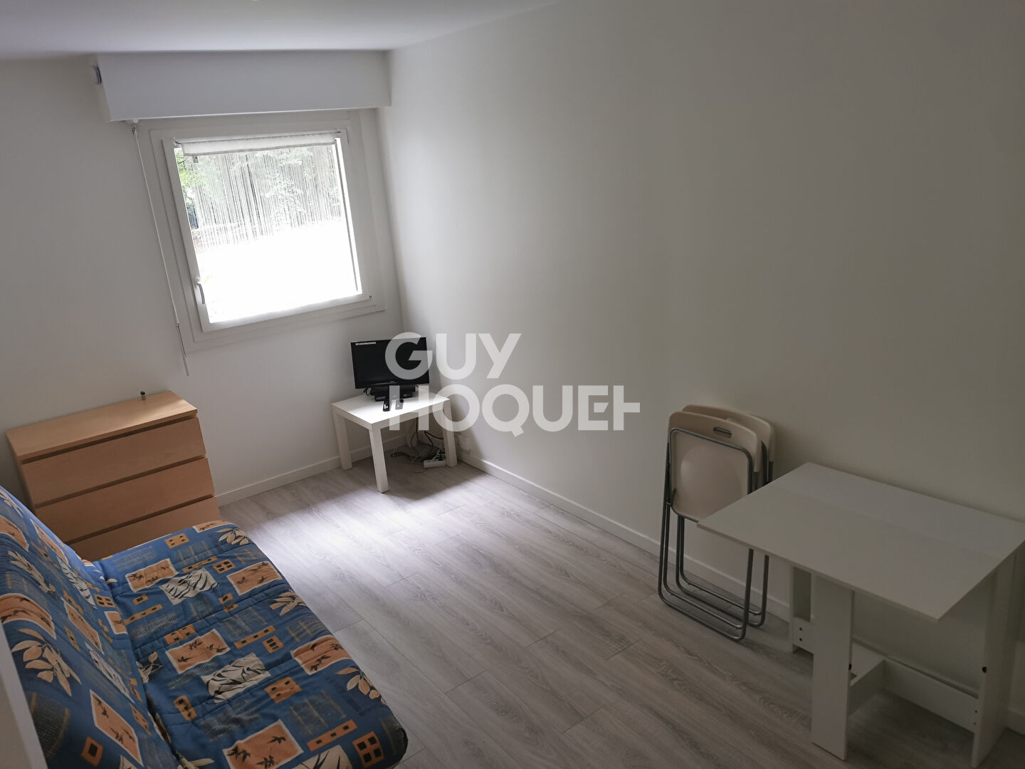 Appartement F1 (22 m²) au COUDRAY MONTCEAUX