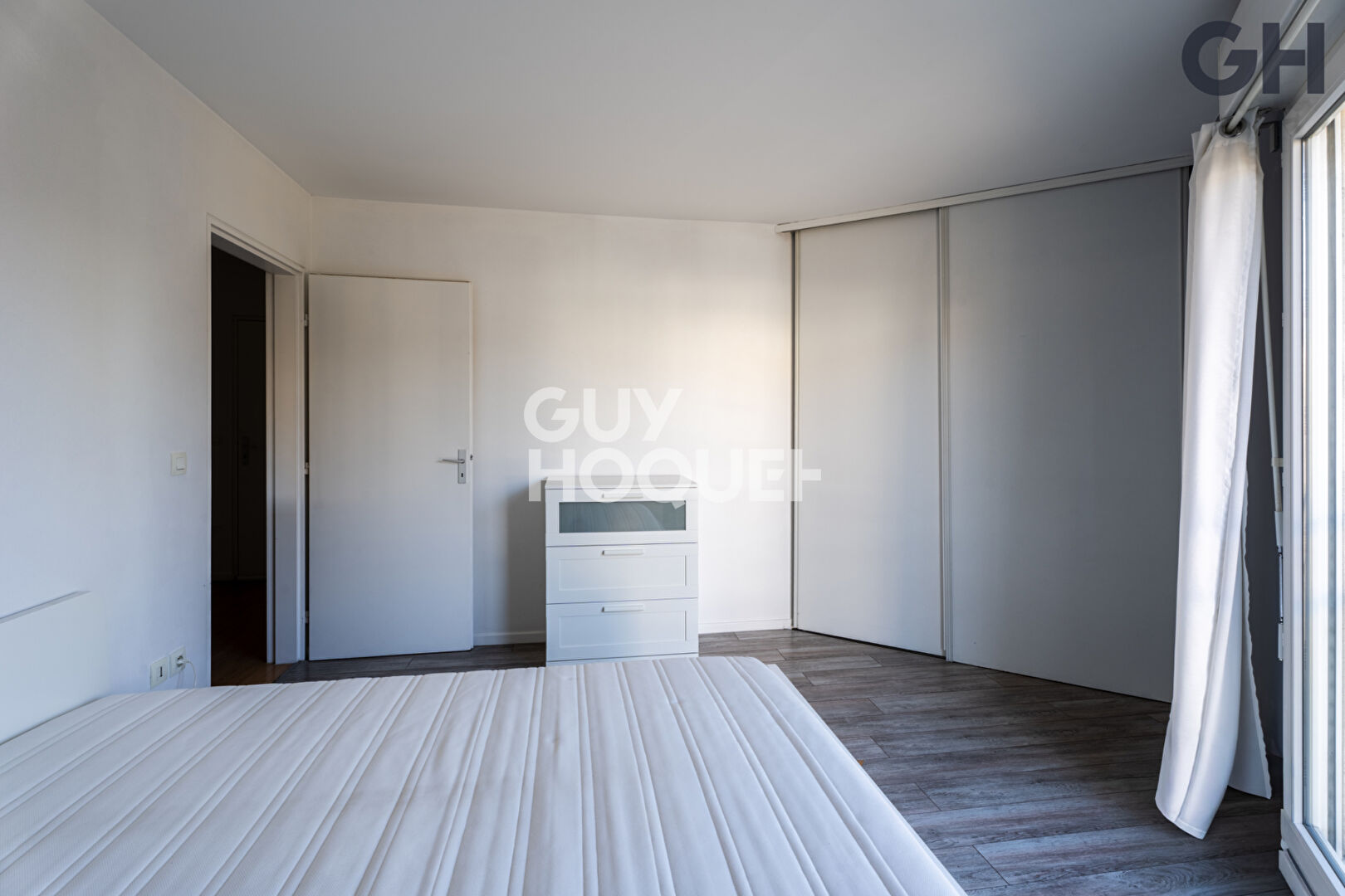 APPARTEMENT 2 PIÈCES (56m²) CENTRE-VILLE DE SOISY-SUR-SEINE