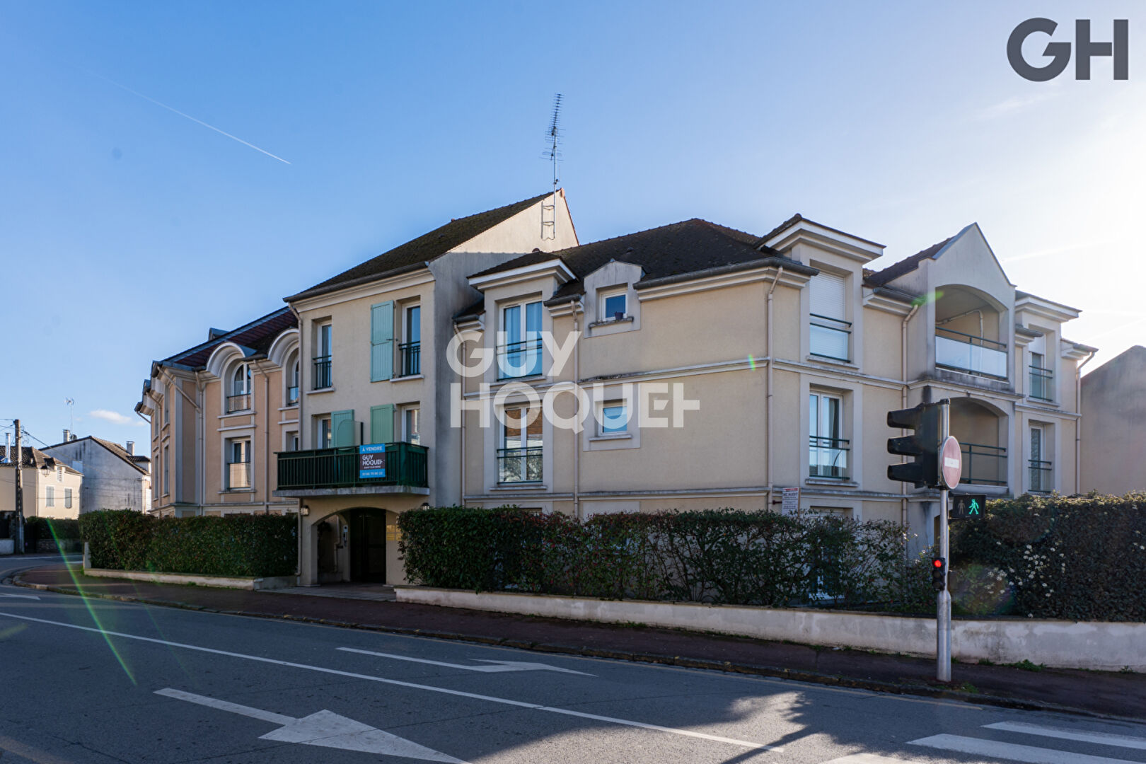 APPARTEMENT 2 PIÈCES (56m²) CENTRE-VILLE DE SOISY-SUR-SEINE