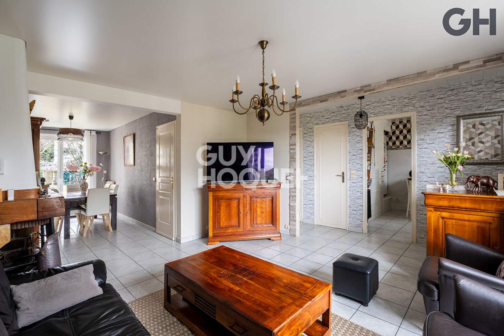 CHARMANTE MAISON DE 5 PIECES À SOISY-SUR-SEINE