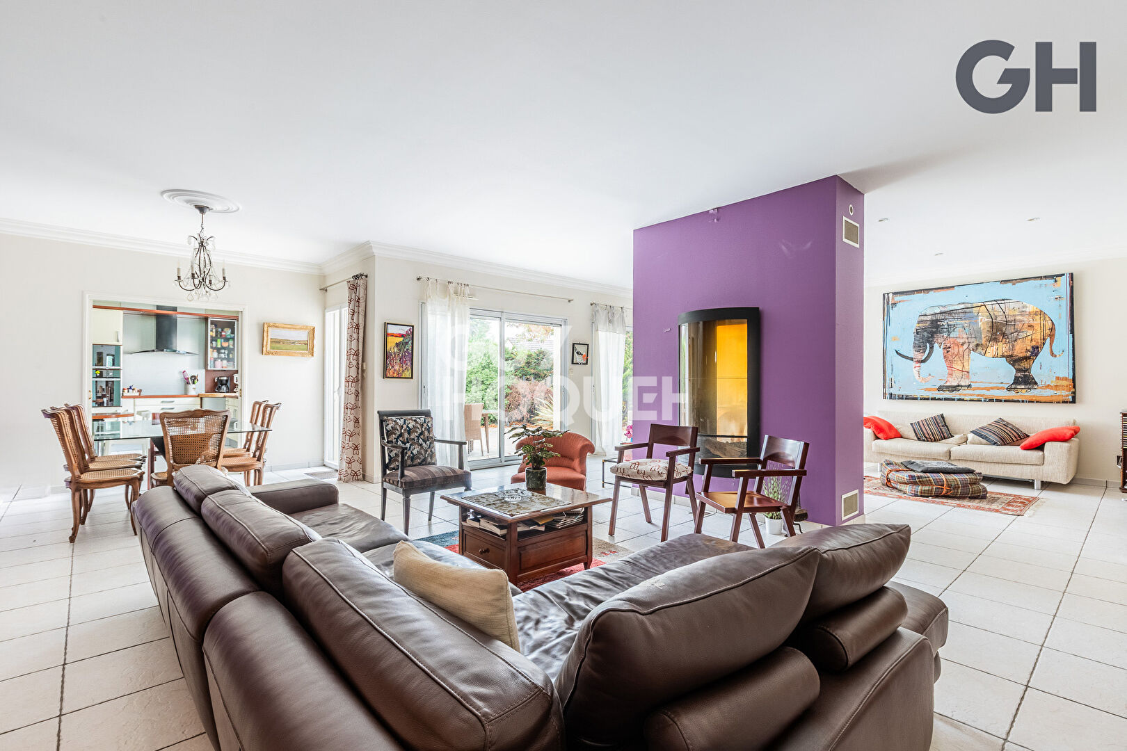 CHARMANTE MAISON DE PLAIN-PIED DE 5 PIECES (153.51 m²) À SOISY-SUR-SEINE