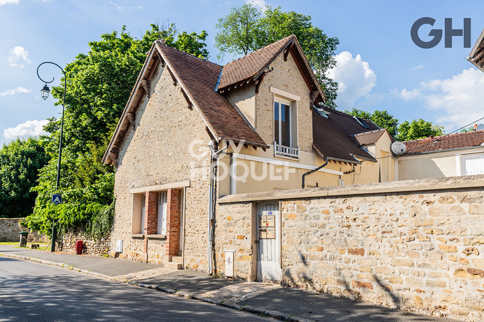 Charmant appartement 1 pièce (34.49 m²) au coeur de Chartrettes !