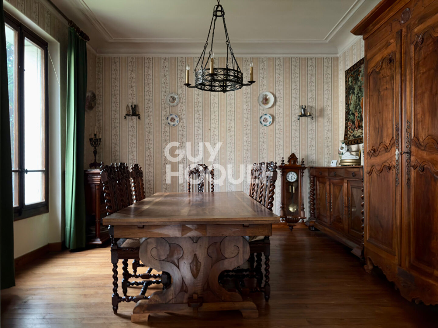 MAISON DE CARACTÈRE EN MEULIÈRE DE 133m² À SOISY-SUR-SEINE