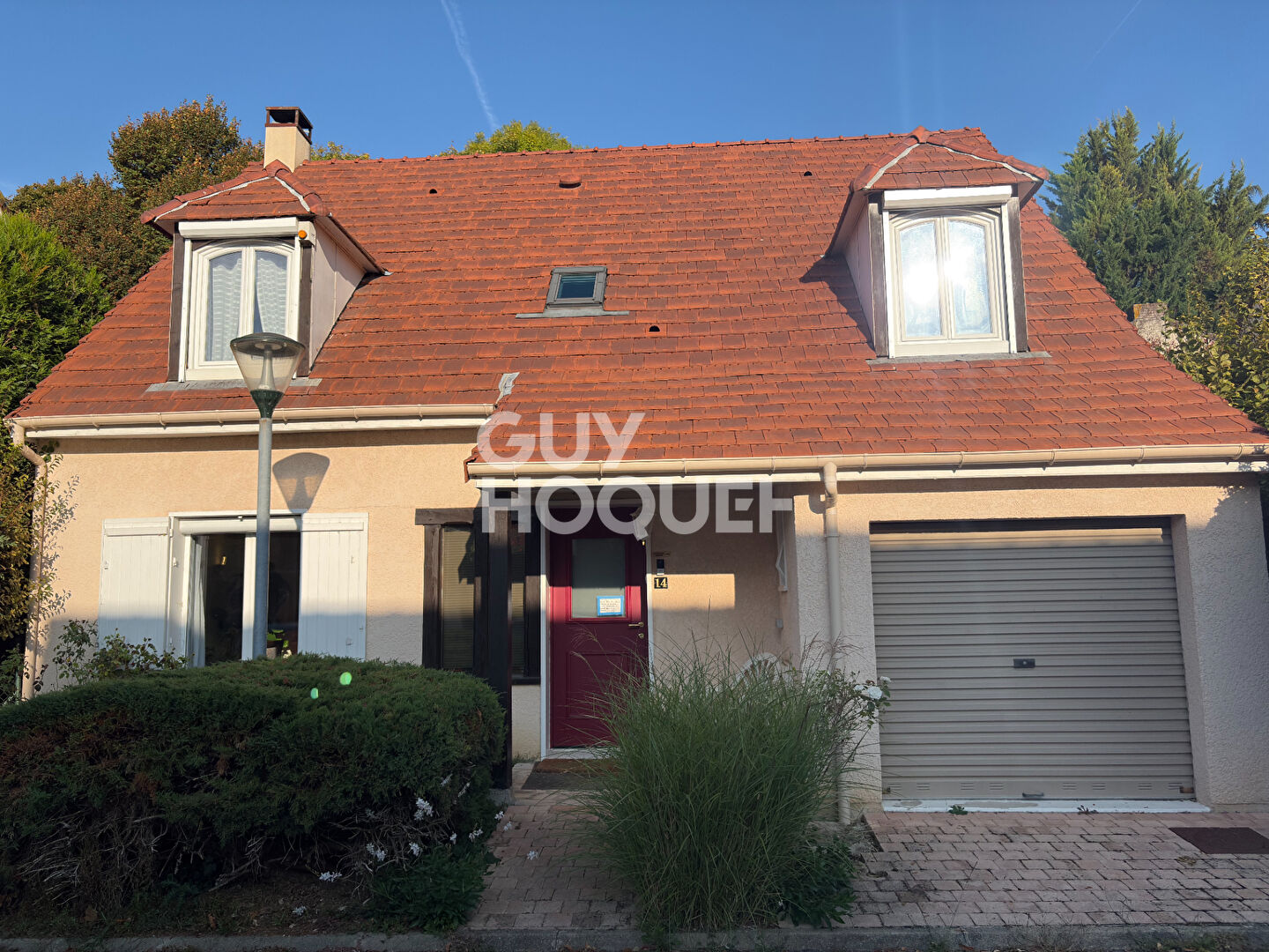 CHARMANTE MAISON DE 5 PIECES  (109.78 m²)  À SOISY-SUR-SEINE