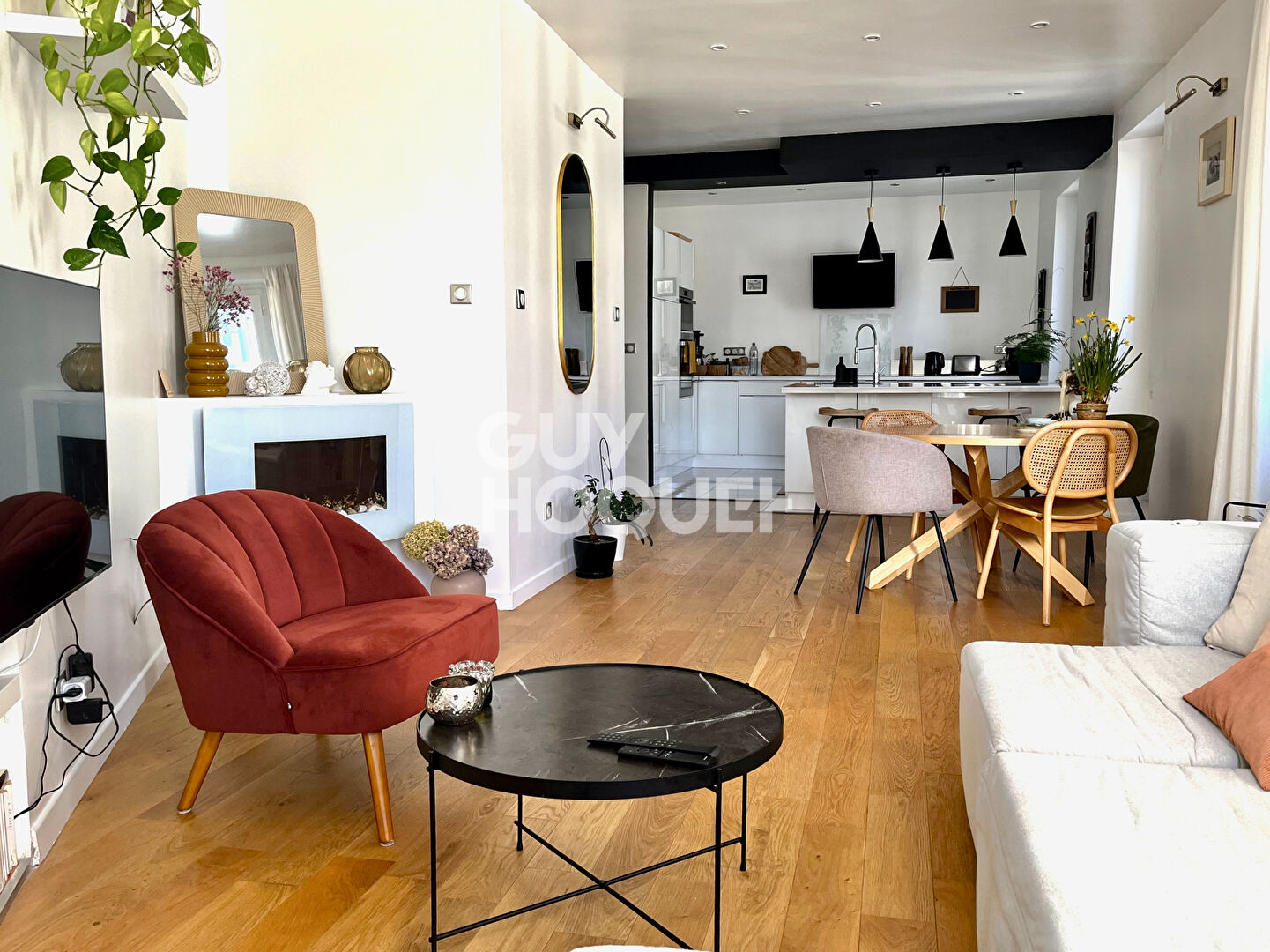 DUPLEX DE 3 PIÈCES (68.80m²) AU CENTRE DE SOISY-SUR-SEINE