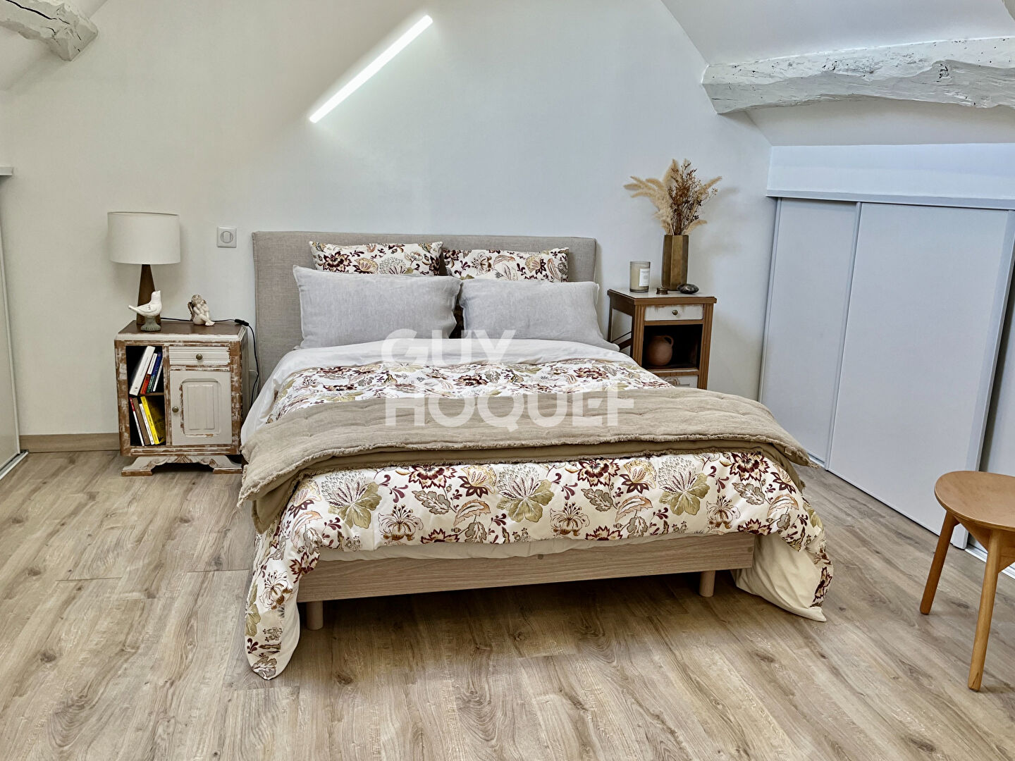 DUPLEX DE 3 PIÈCES (68.80m²) AU CENTRE DE SOISY-SUR-SEINE