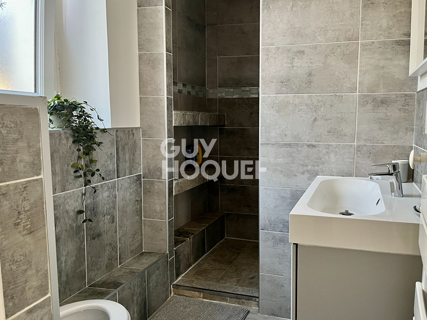 DUPLEX DE 3 PIÈCES (68.80m²) AU CENTRE DE SOISY-SUR-SEINE