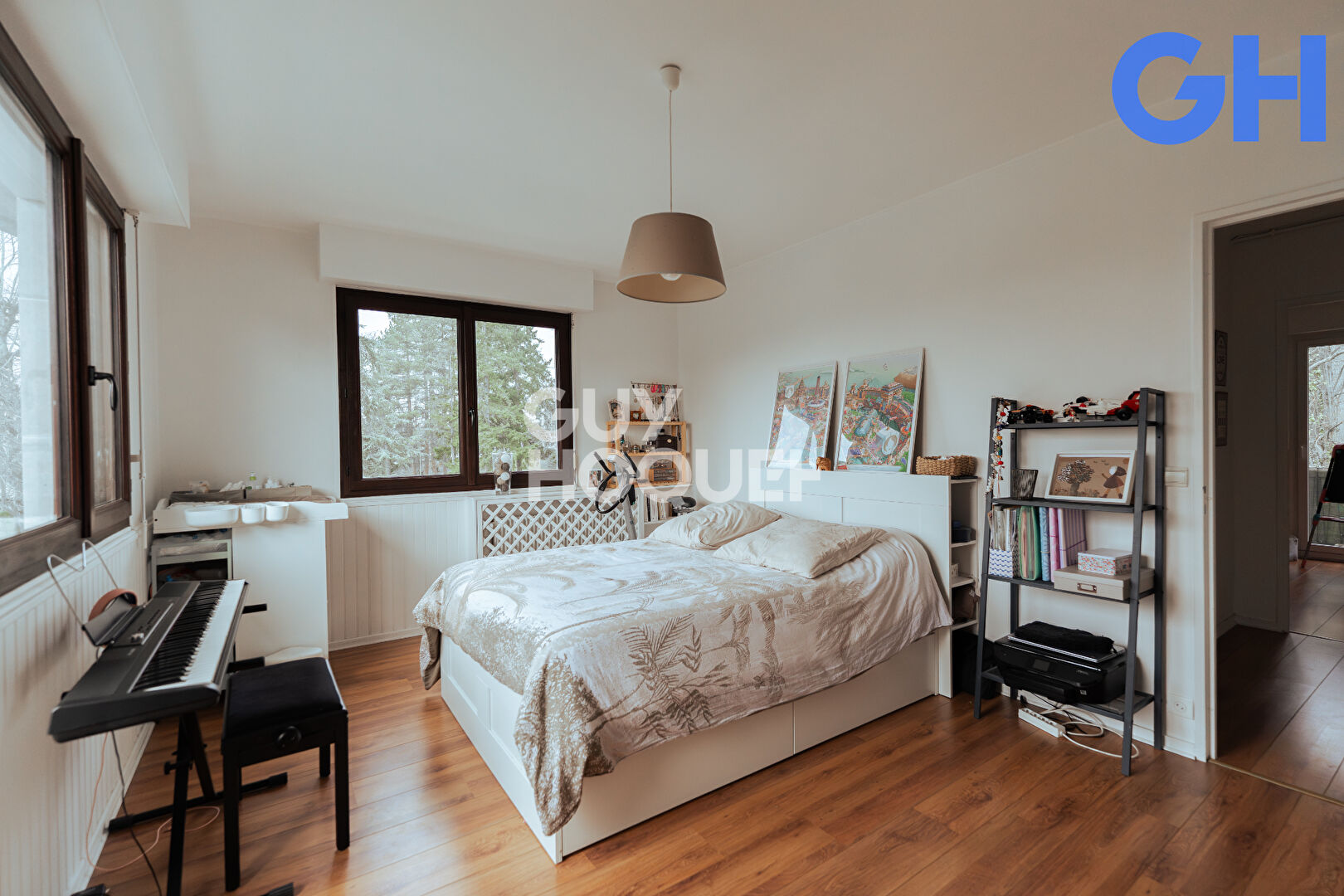 APPARTEMENT 3 PIECES DE 83.44 m² À ÉTIOLLES