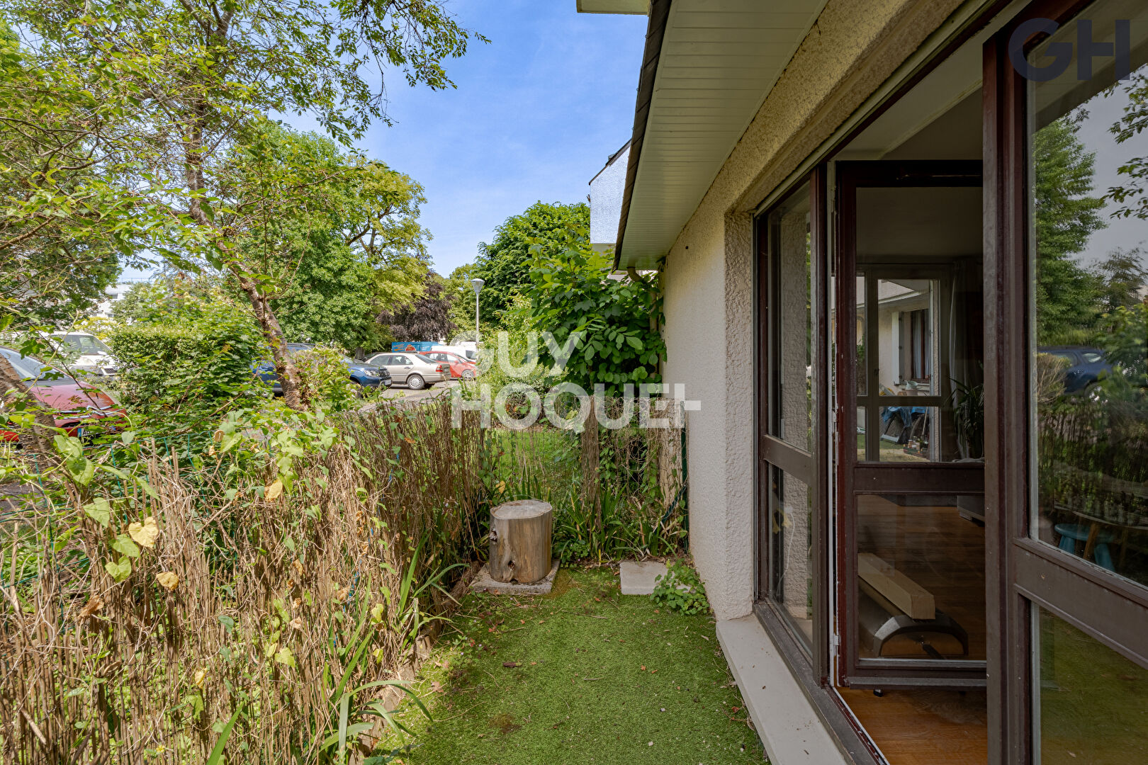 APPARTEMENT 3 PIÈCES (75 m²) À SOISY-SUR-SEINE
