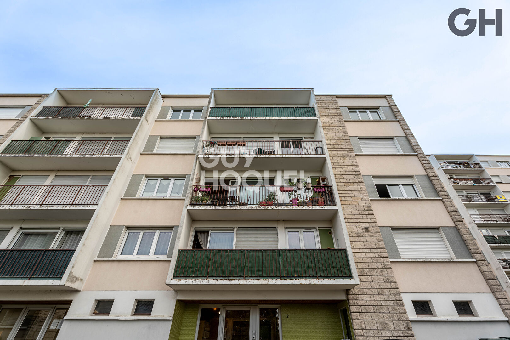 SUPERBE APPARTEMENT 5 PIÈCES (101.42 m²) À VIRY-CHATILLON