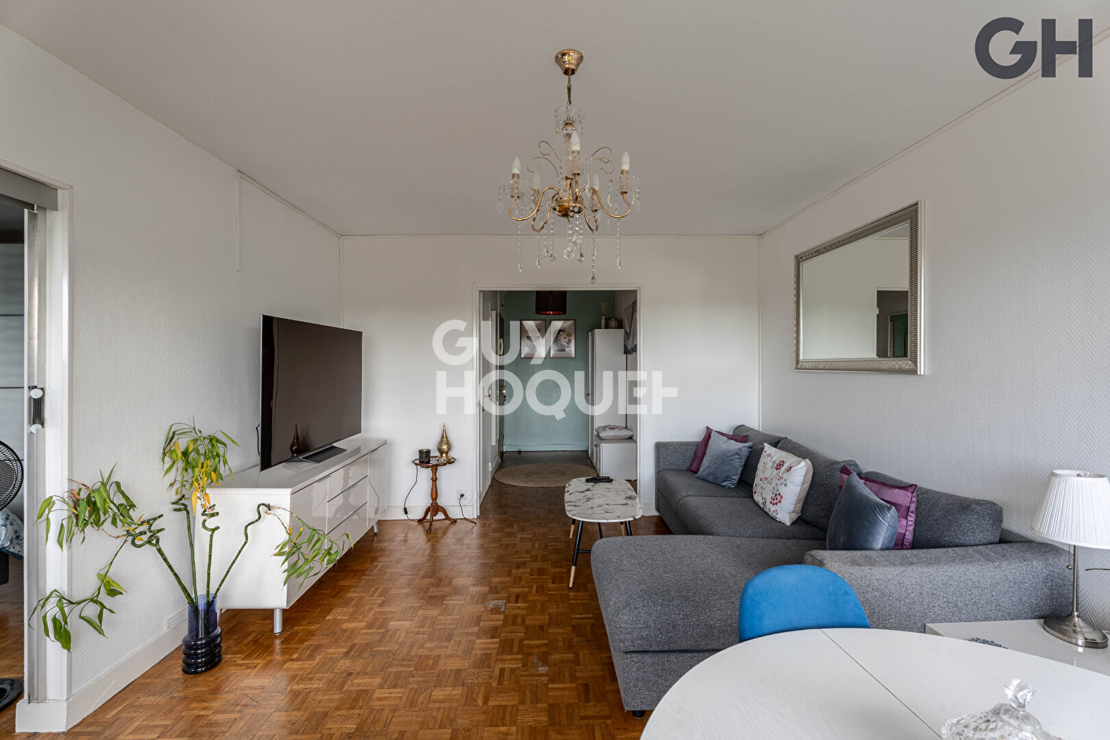 SUPERBE APPARTEMENT 5 PIÈCES (101.42 m²) À VIRY-CHATILLON