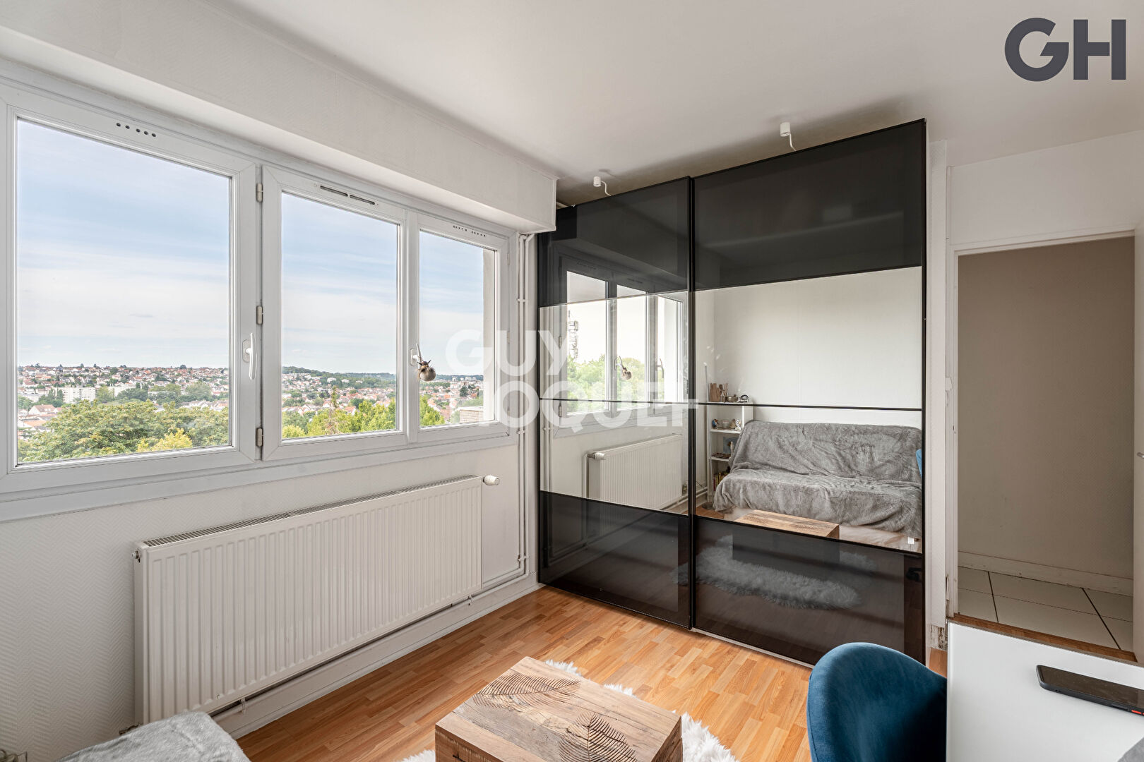 SUPERBE APPARTEMENT 5 PIÈCES (101.42 m²) À VIRY-CHATILLON