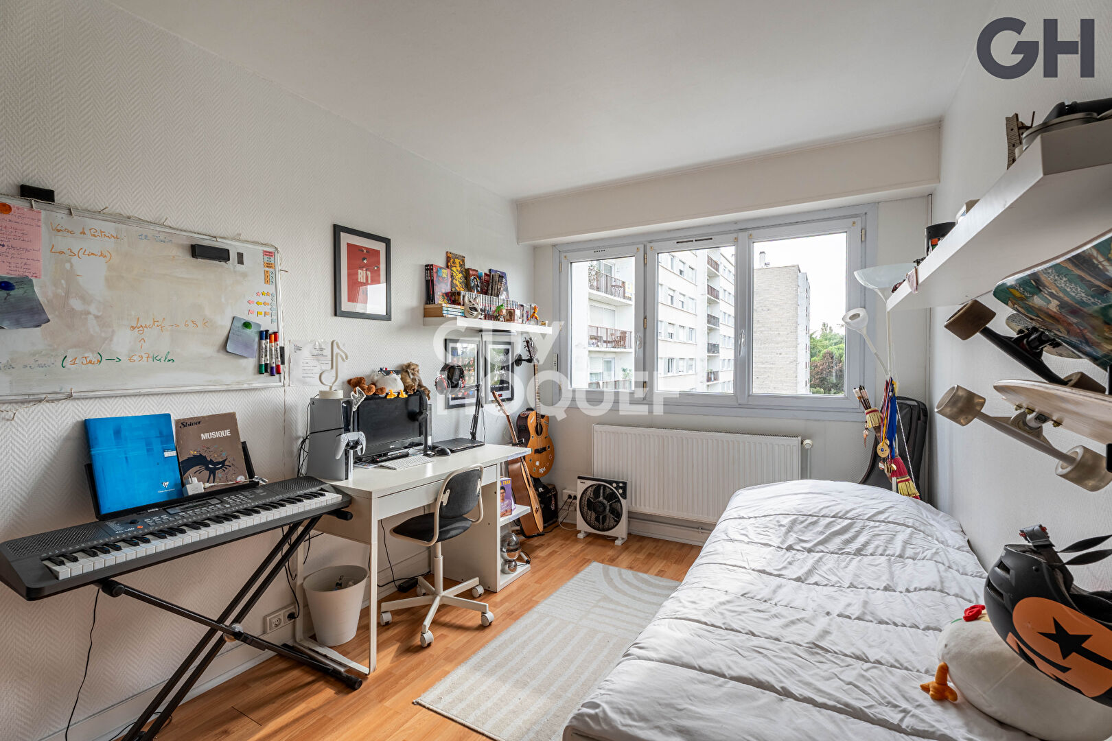 SUPERBE APPARTEMENT 5 PIÈCES (101.42 m²) À VIRY-CHATILLON