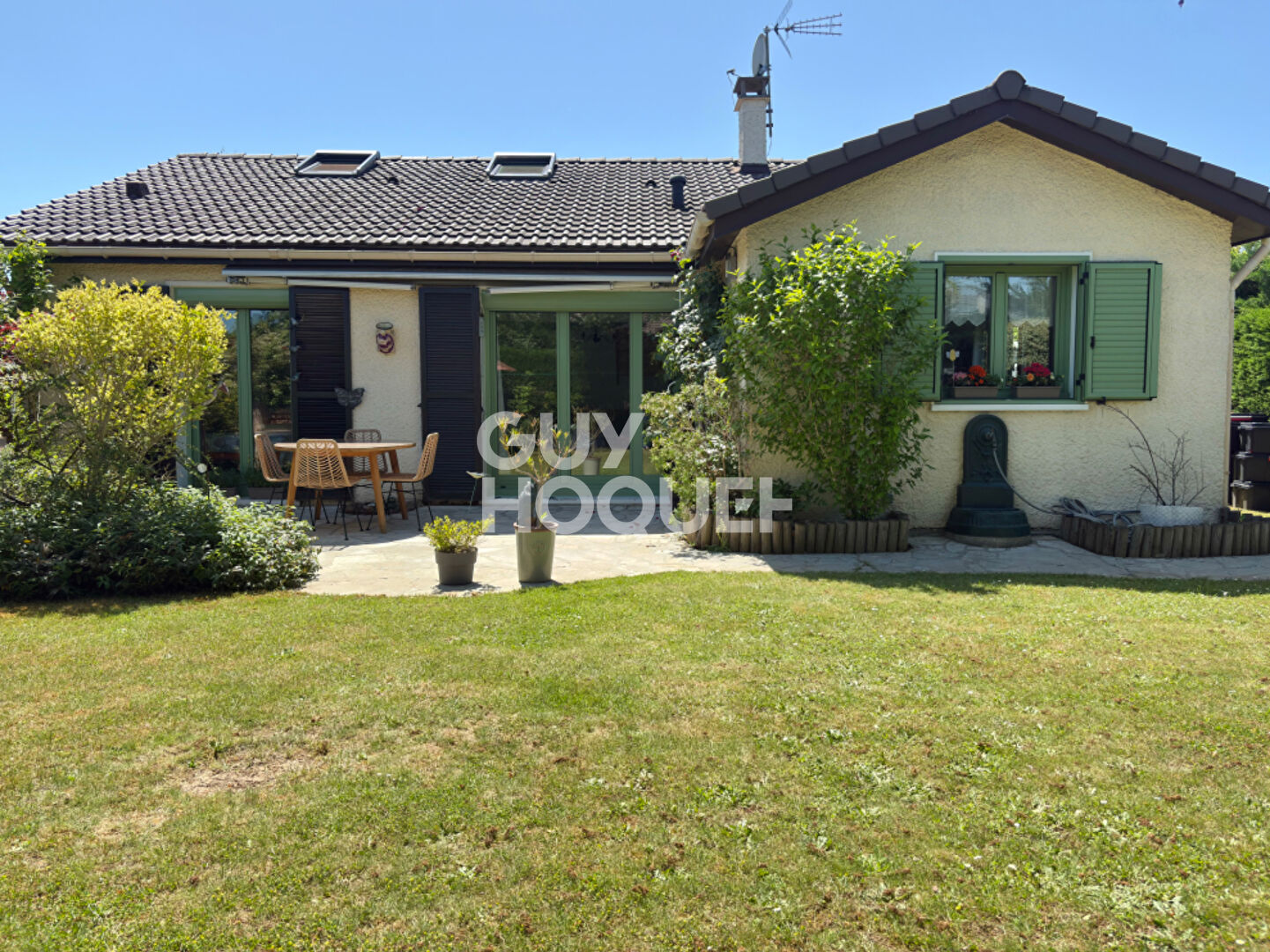 MAISON DE PLAIN-PIED (6 pièces) À VENDRE À SOISY-SUR-SEINE