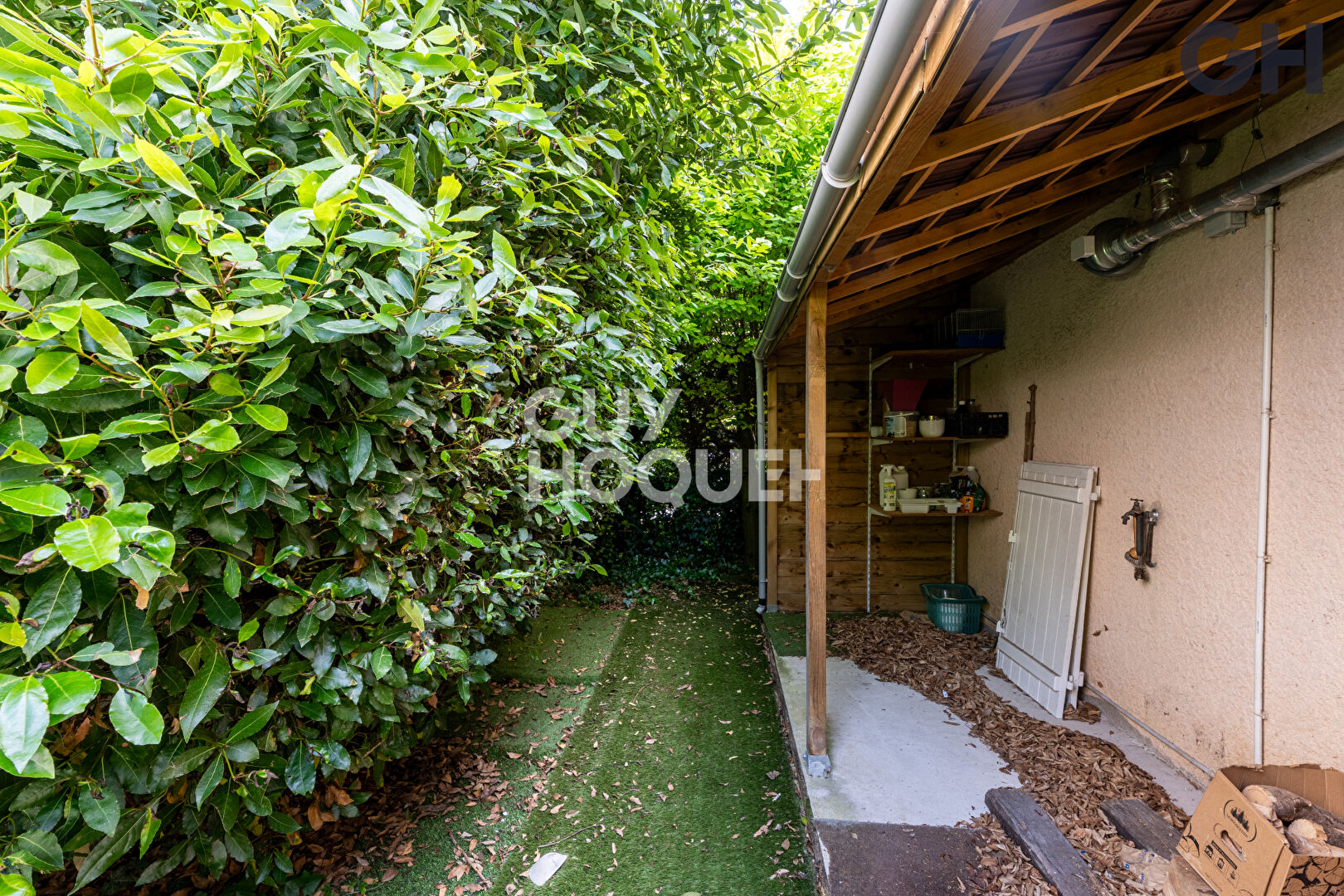 CHARMANTE MAISON DE 5 PIECES  (109.78 m²)  À SOISY-SUR-SEINE
