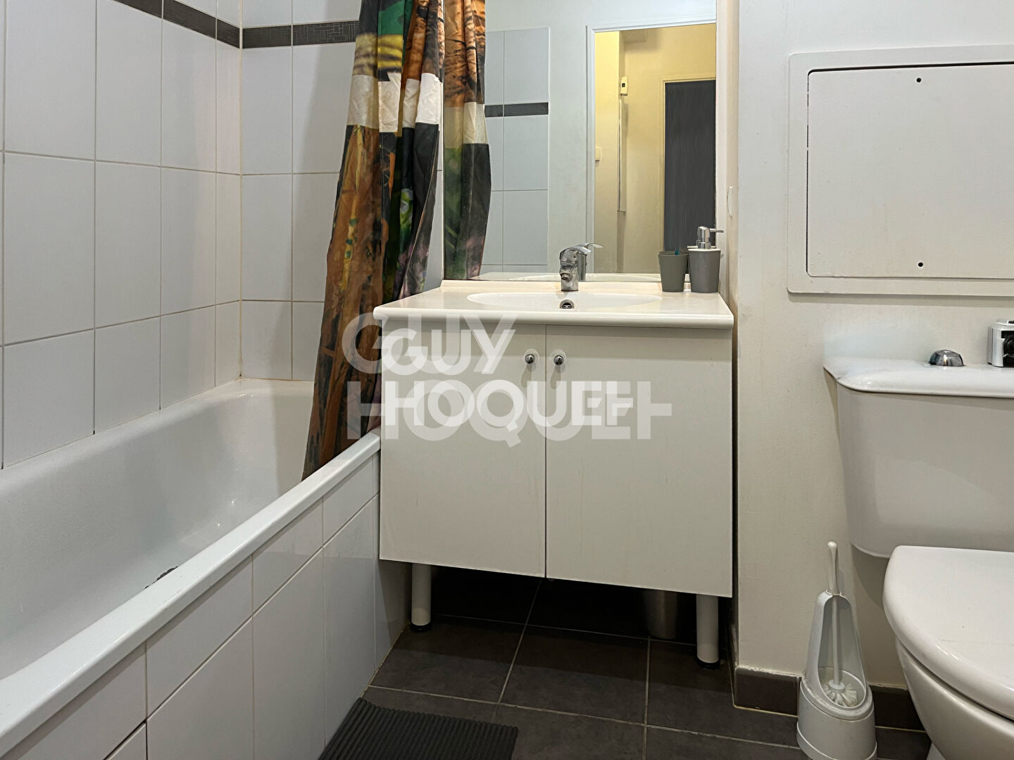 CHARMANT APPARTEMENT 2 PIÈCES (42 m²) À CORBEIL-ESSONNES