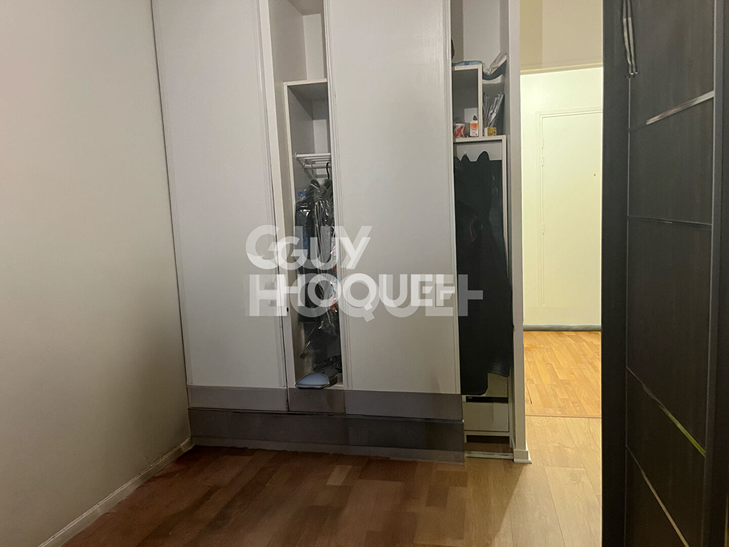 CHARMANT APPARTEMENT 2 PIÈCES (42 m²) À CORBEIL-ESSONNES